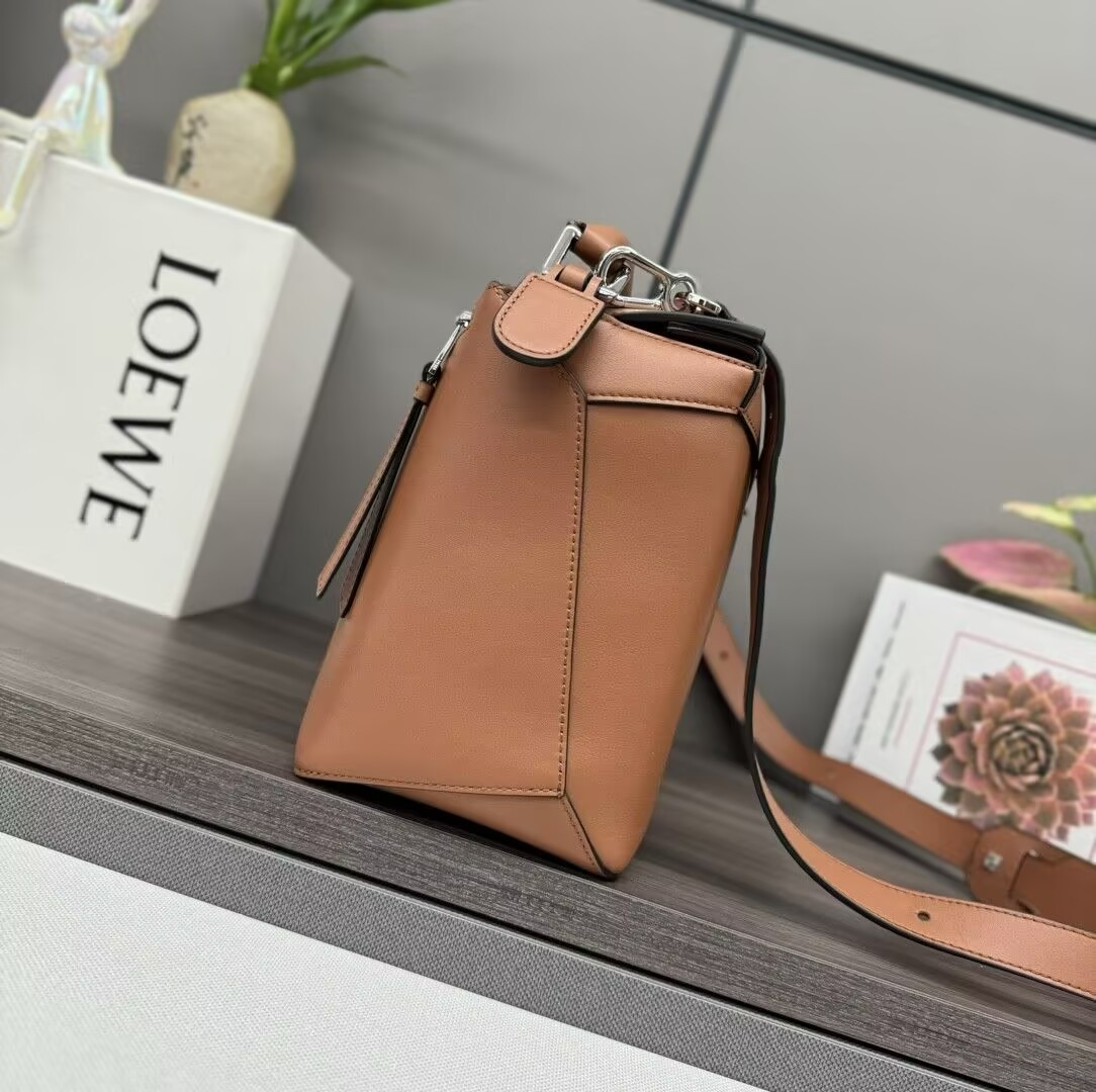 Loewe Large Puzzle Edge Bag in Classic Calfskin 21.5x33x14.7cm