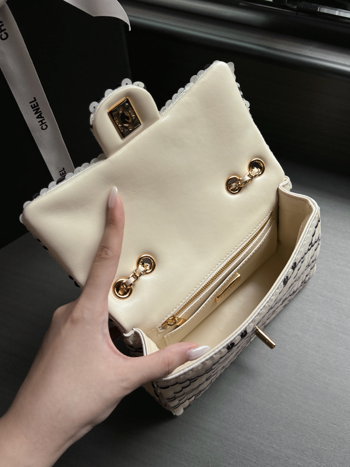 Ch**el Flap Bag AS4561 14x21x8cm