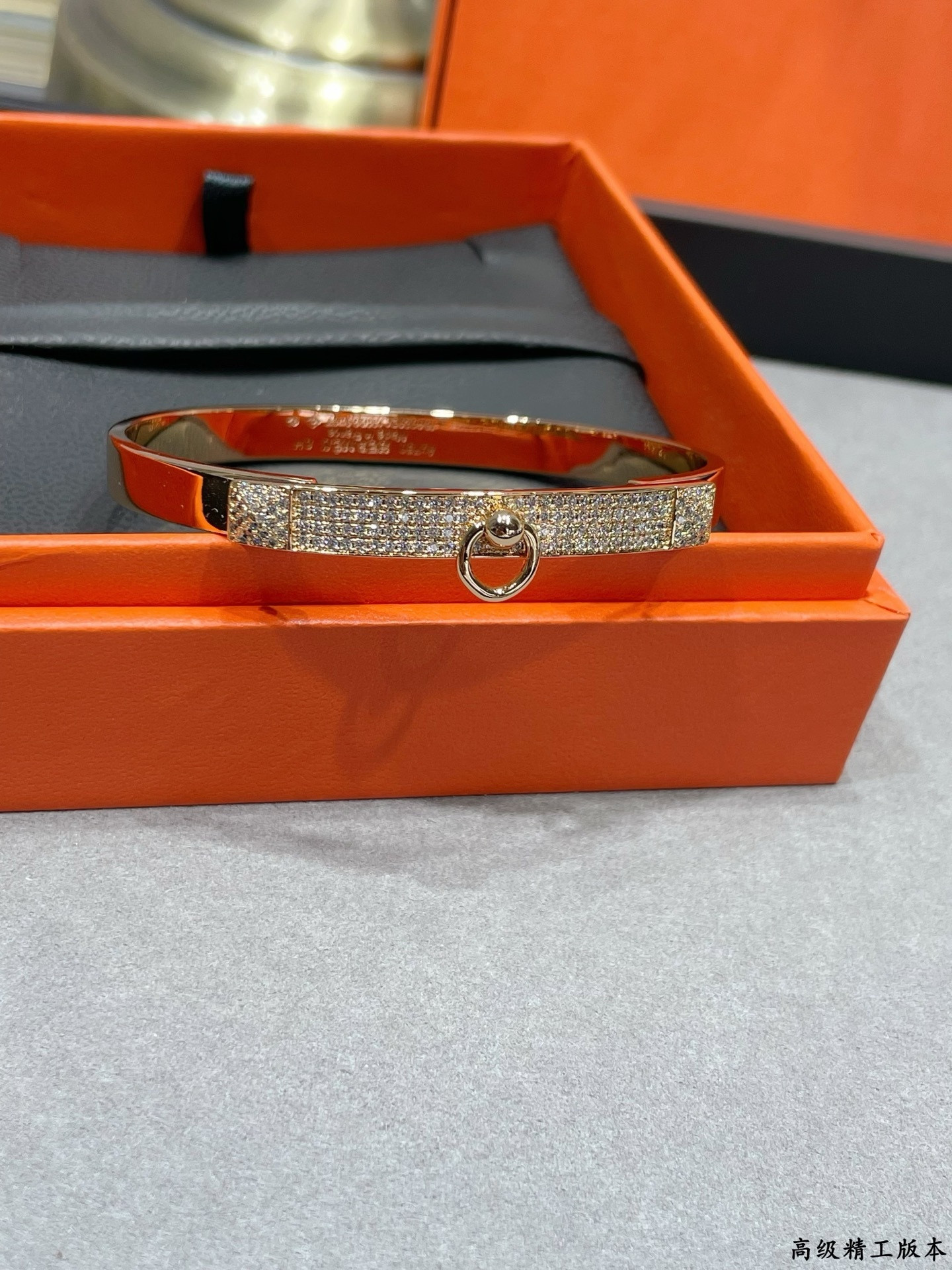 H**me5 Rivet Half D1am0nd Bracelet