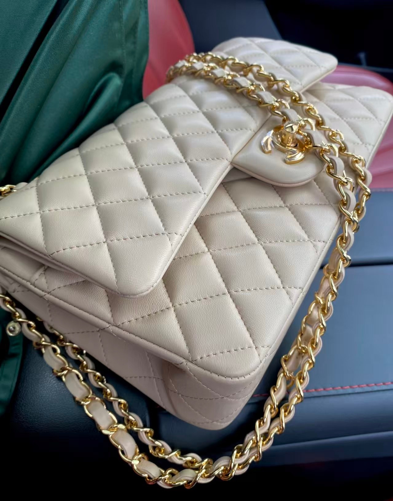 Ch**el Classic Flap Jumbo 25cm CF Khaki Gold 15.5x25.5x6.5cm