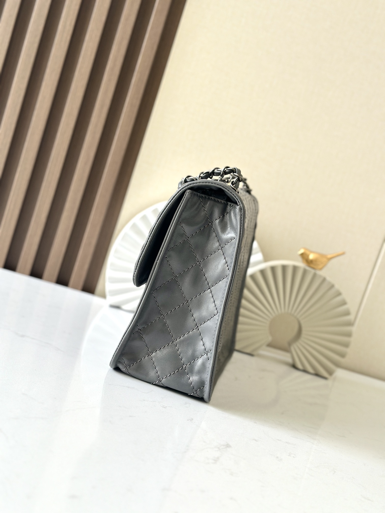 Chanel Vintage Flap tofu bag 26x11x23cm