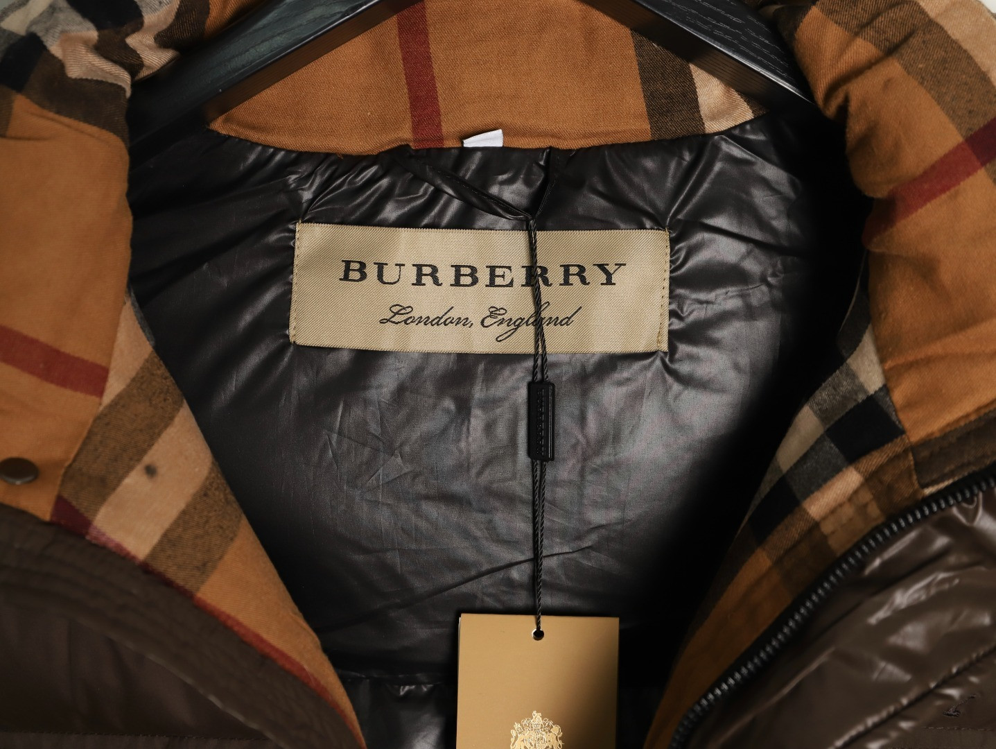 Bv*b*rry Short Puffer jacket