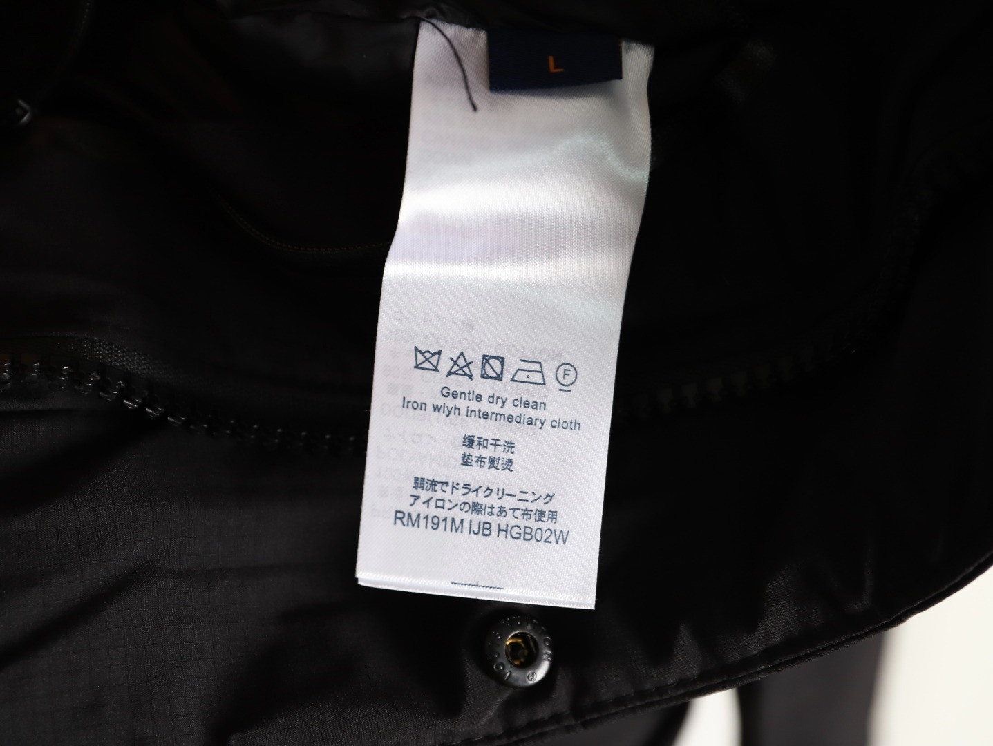 L0vis Vvtt0n 23Fw Short Puffer jacket