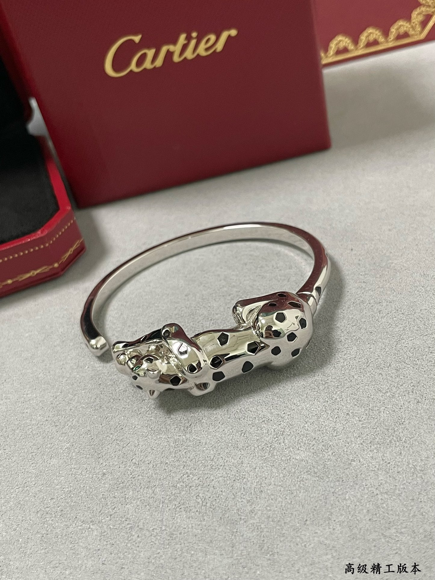 Ca*t1er Light Gold Spotted Leopard Bracelet