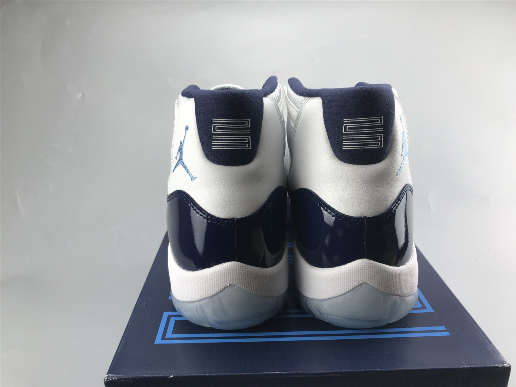 UA AIR JORDAN 11 RETRO 