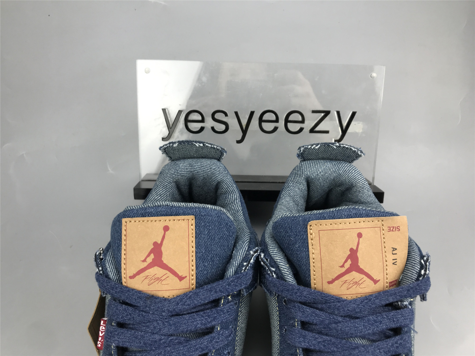 UA AIR JORDAN 4 RETRO Leu*s NRG "LEVI