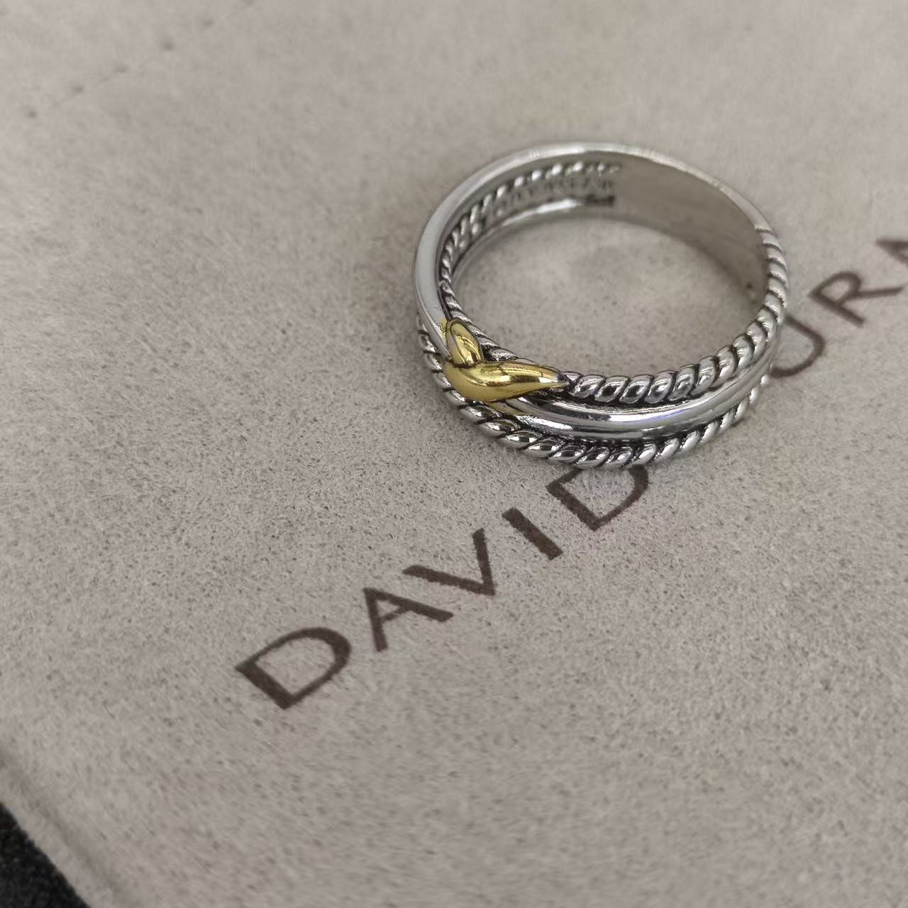 David Yurman X CROSSOVER BAND RING