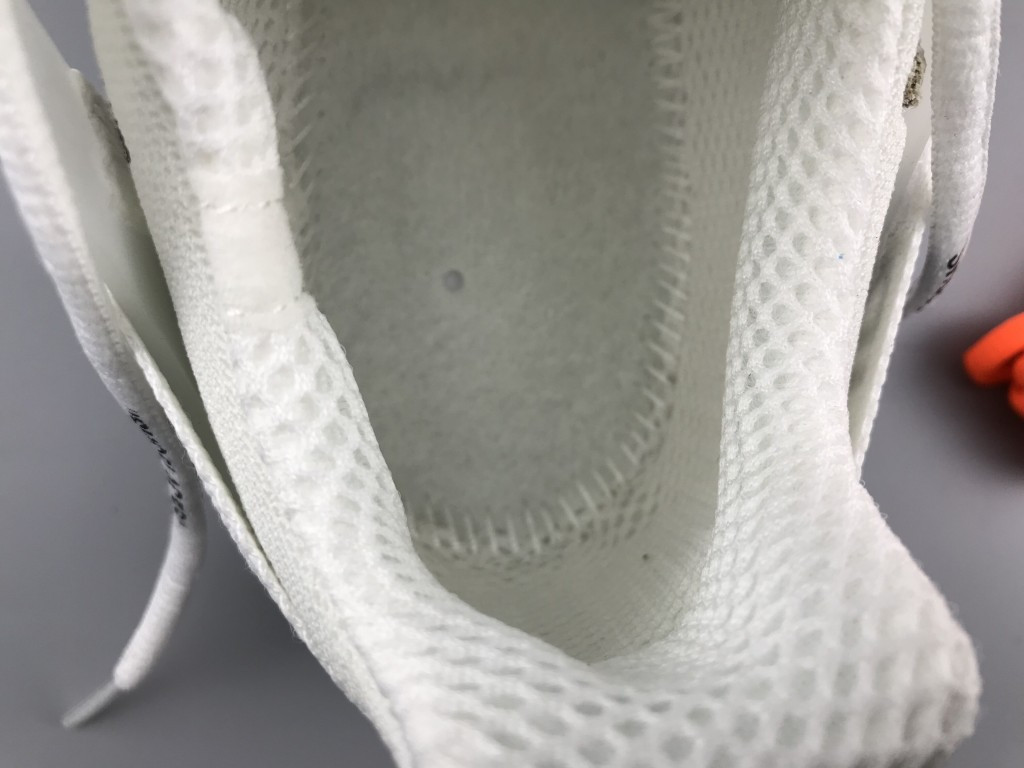 UA NIKE OFF-WHITE X AIR PRESTO