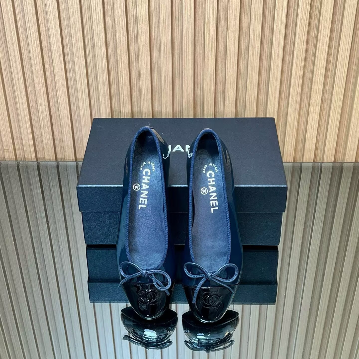 UA Ch**el Ballet flats