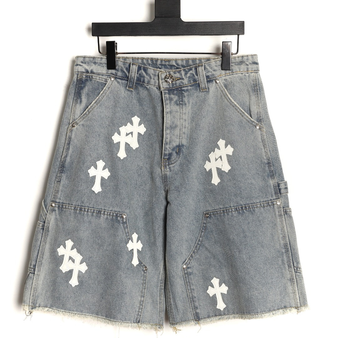 Ch*0me He**ts shorts