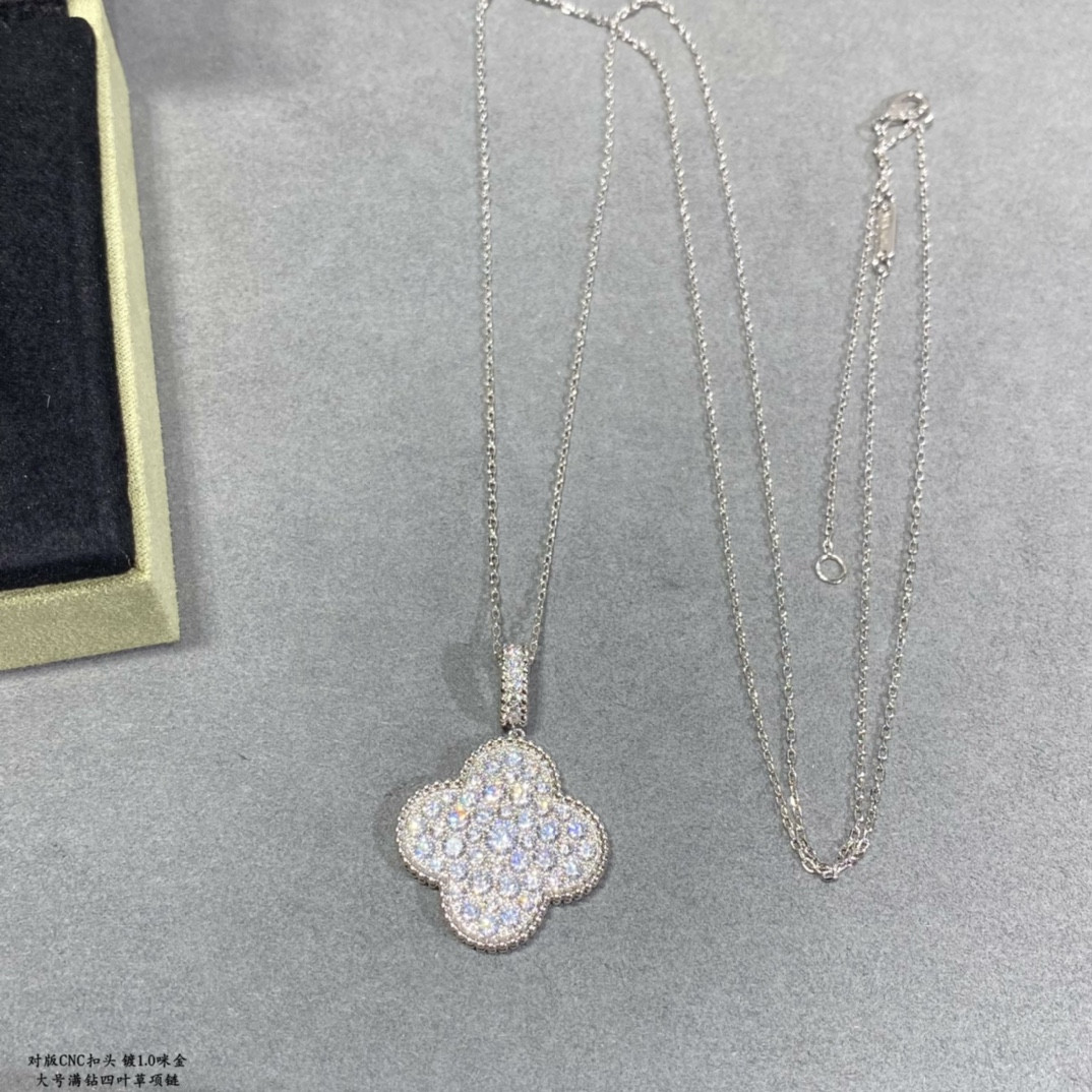 V*n Cl**f & Arpels Large Four Leaf Clover Necklace Diameter approx 2.5cm,Chain length approx 80cm