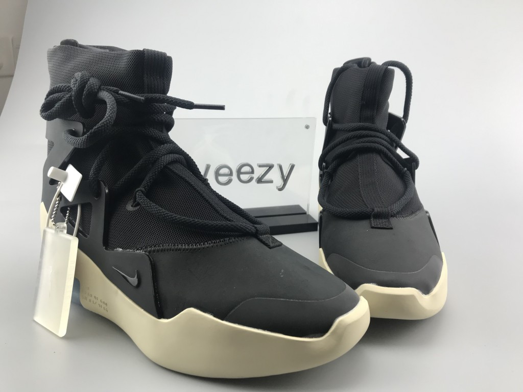 UA NIKE FEAR OF GOD 1 BLACK