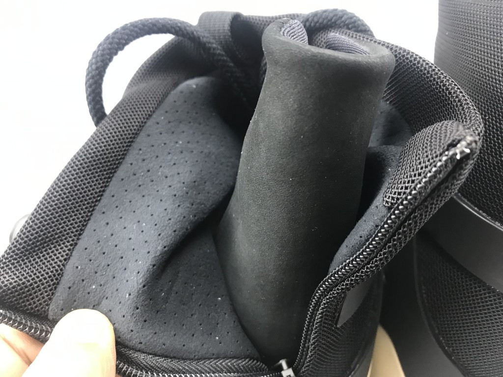 UA NIKE FEAR OF GOD 1 BLACK