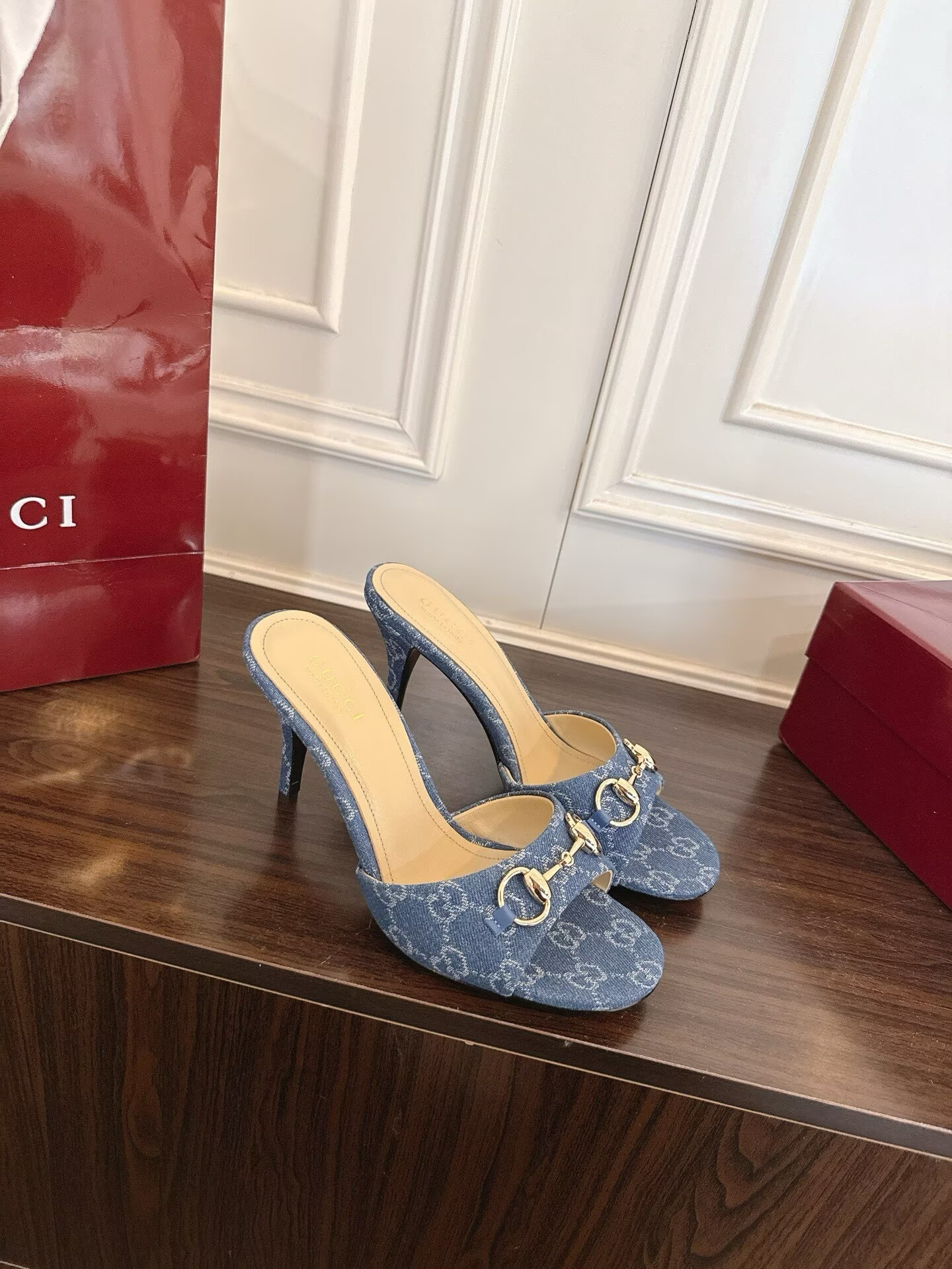 UA Gvc*1 slide sandal with Horsebit