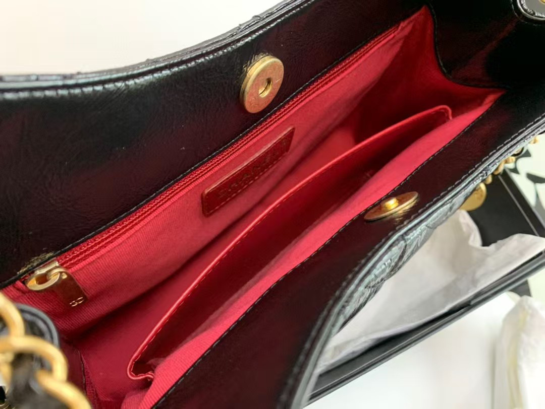 Ch**el Hobo Bag 21.5×22.5×7CM