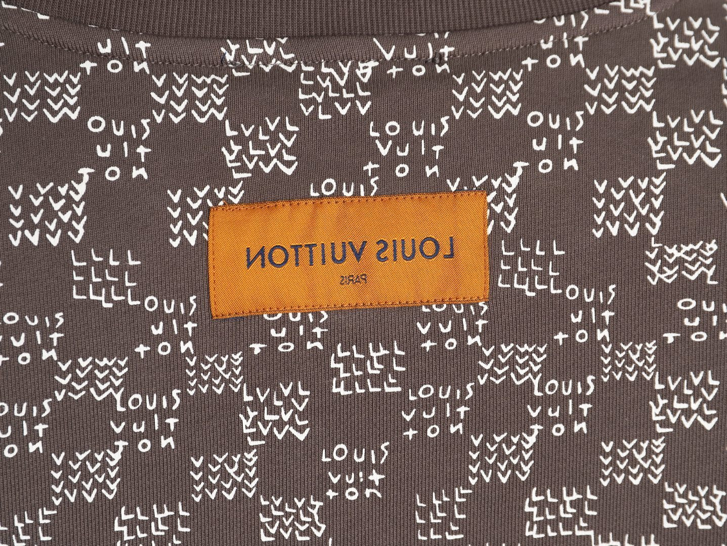 L0vis Vvtt0n 25Fw Hoodies