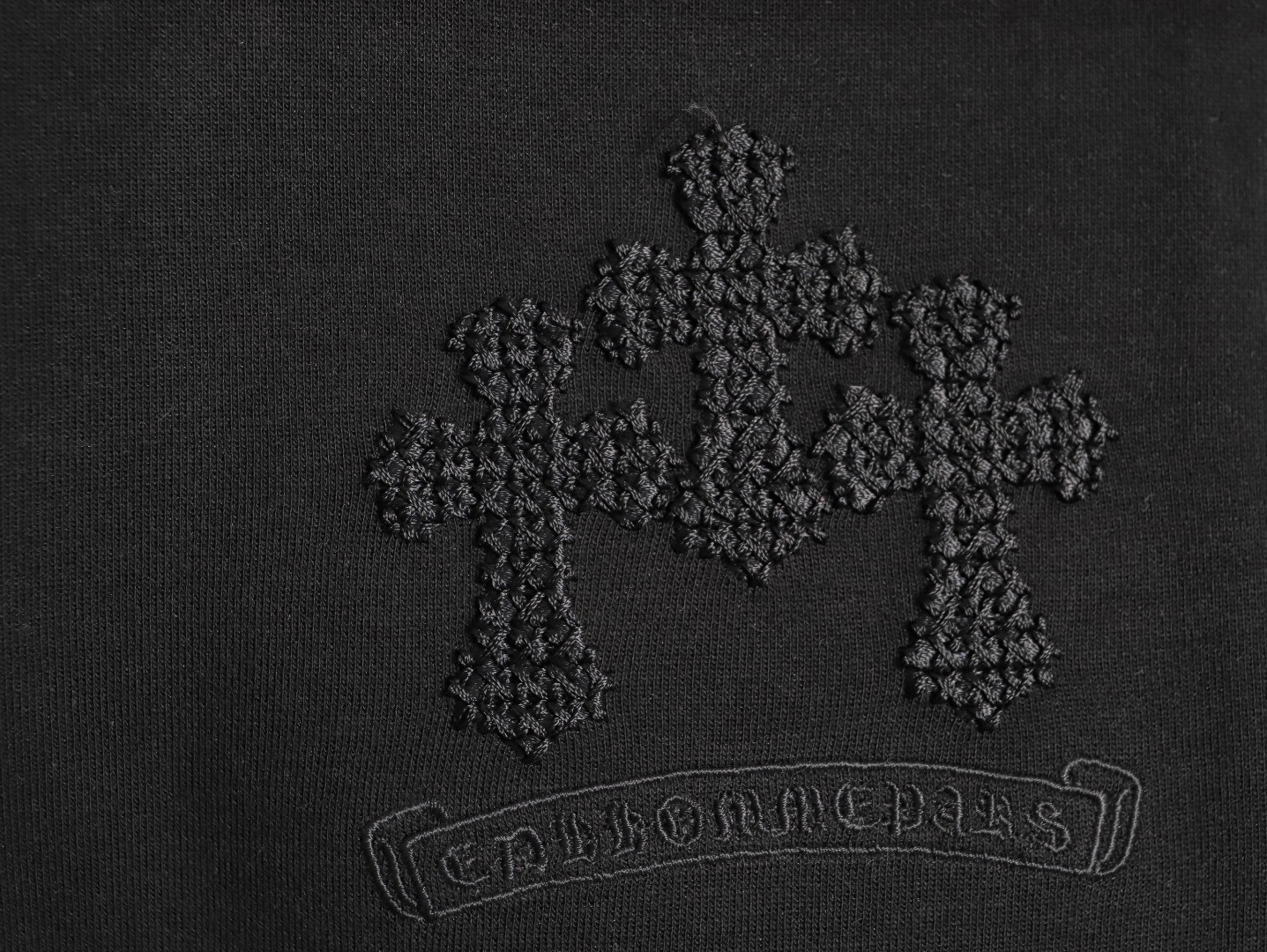 Ch*0me He**ts 25FW Long-sleeved T-shirt