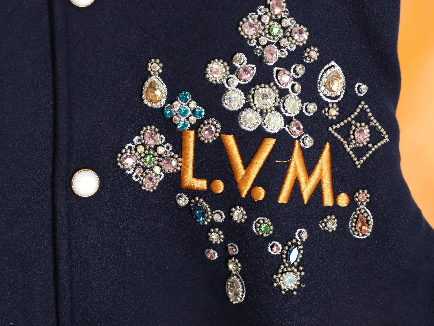 l0vis Vvtt0n 26ss coats