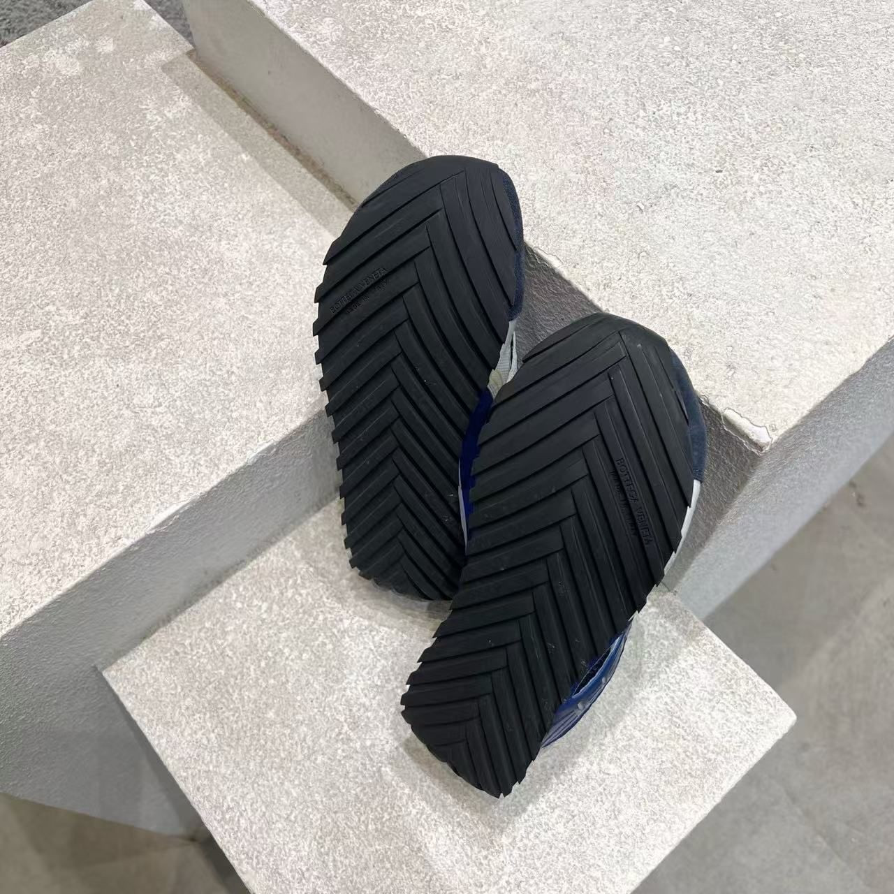 UA B0tt*ga Ven*ta Orbit Sneaker