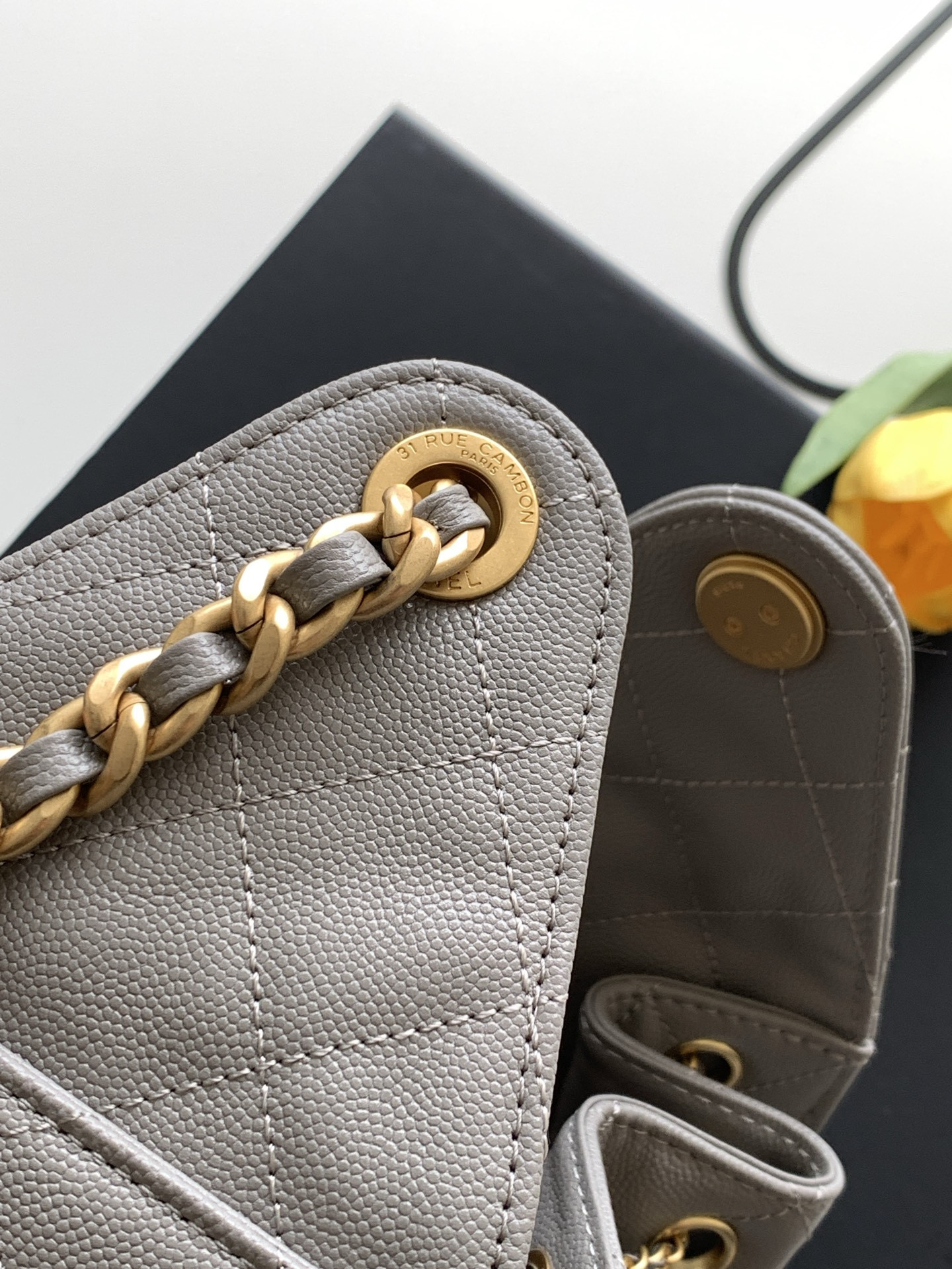 CHANEL 25C Bucket BAG 30x26x14cm