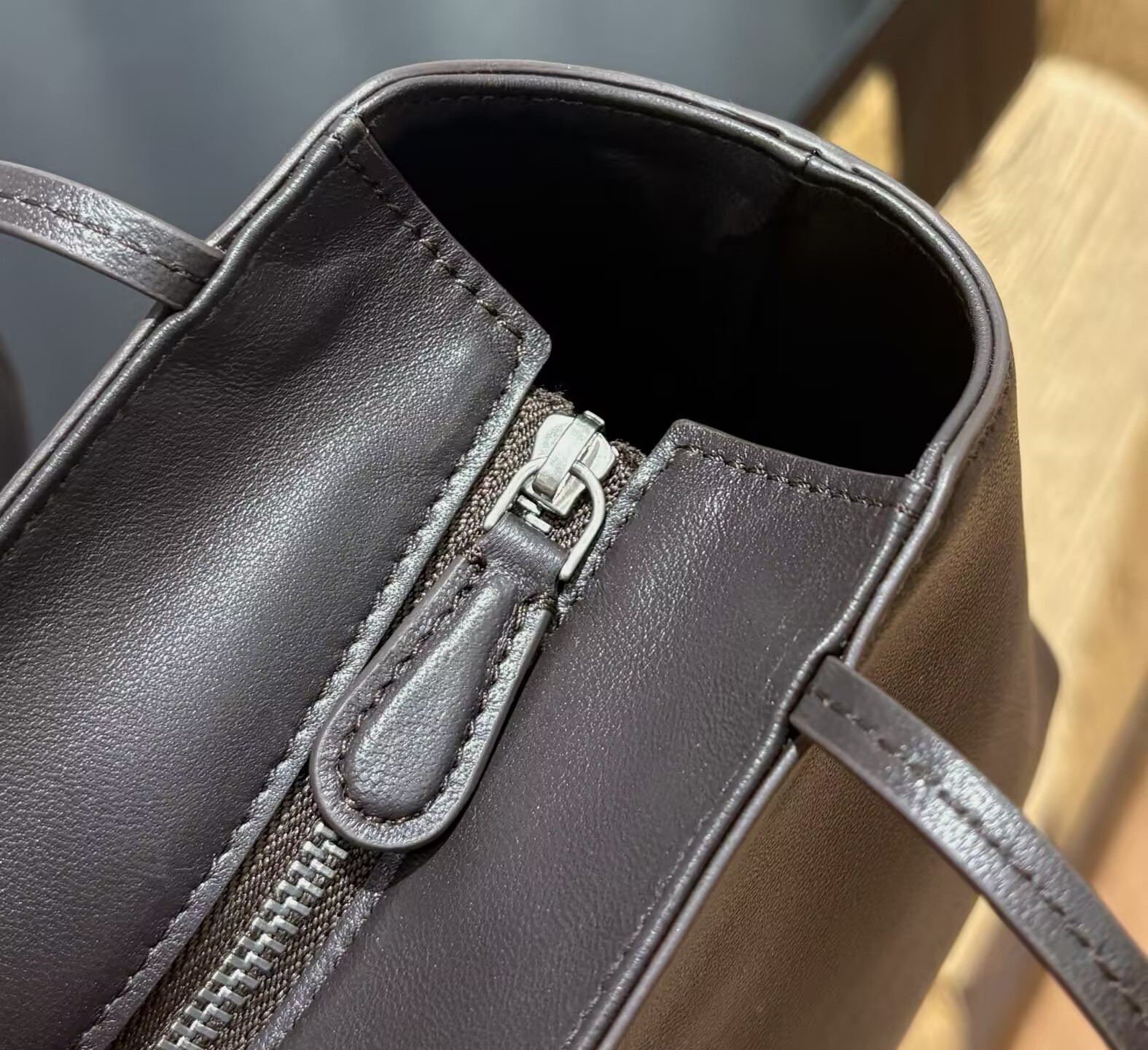 The R0w Terrasse To-Go Bag 21x13x11cm