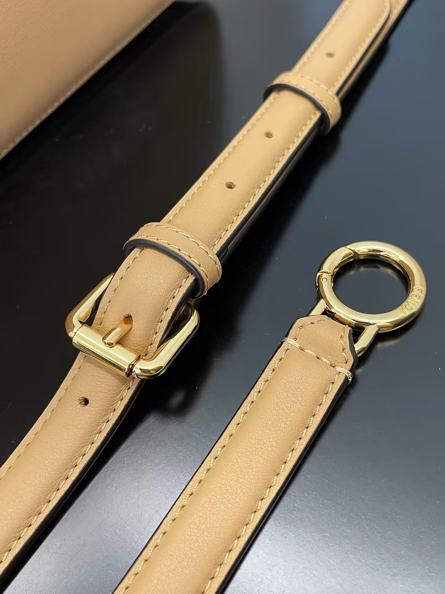 Fendi Peekaboo ISeeU Petite 15.5x11x20cm