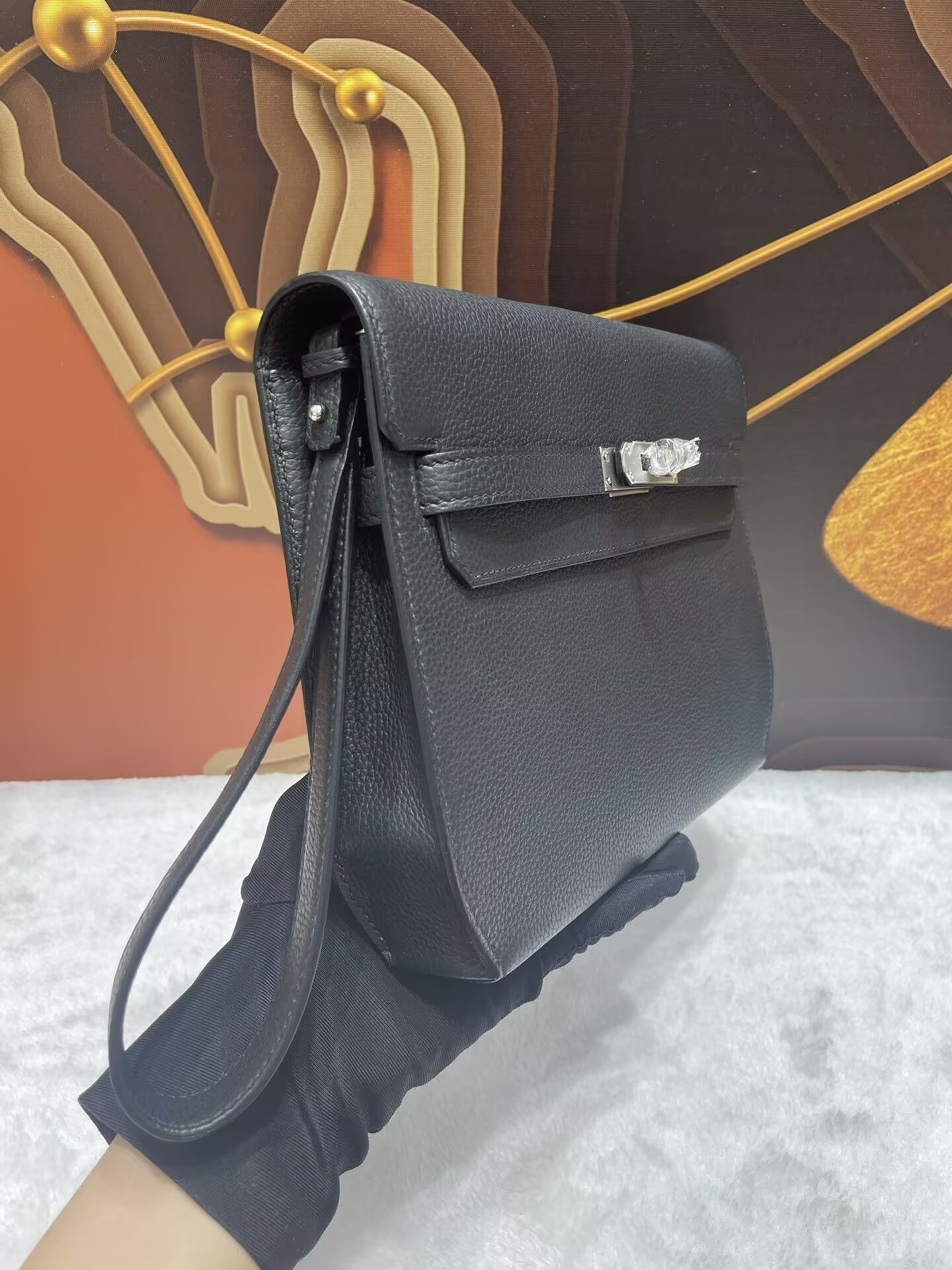 H**me5 Kelly Depeches Togo Black 25cm