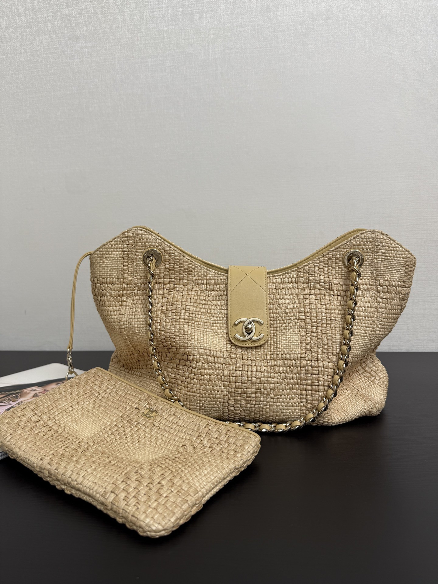 Ch**el shopping bag 26x40x12cm
