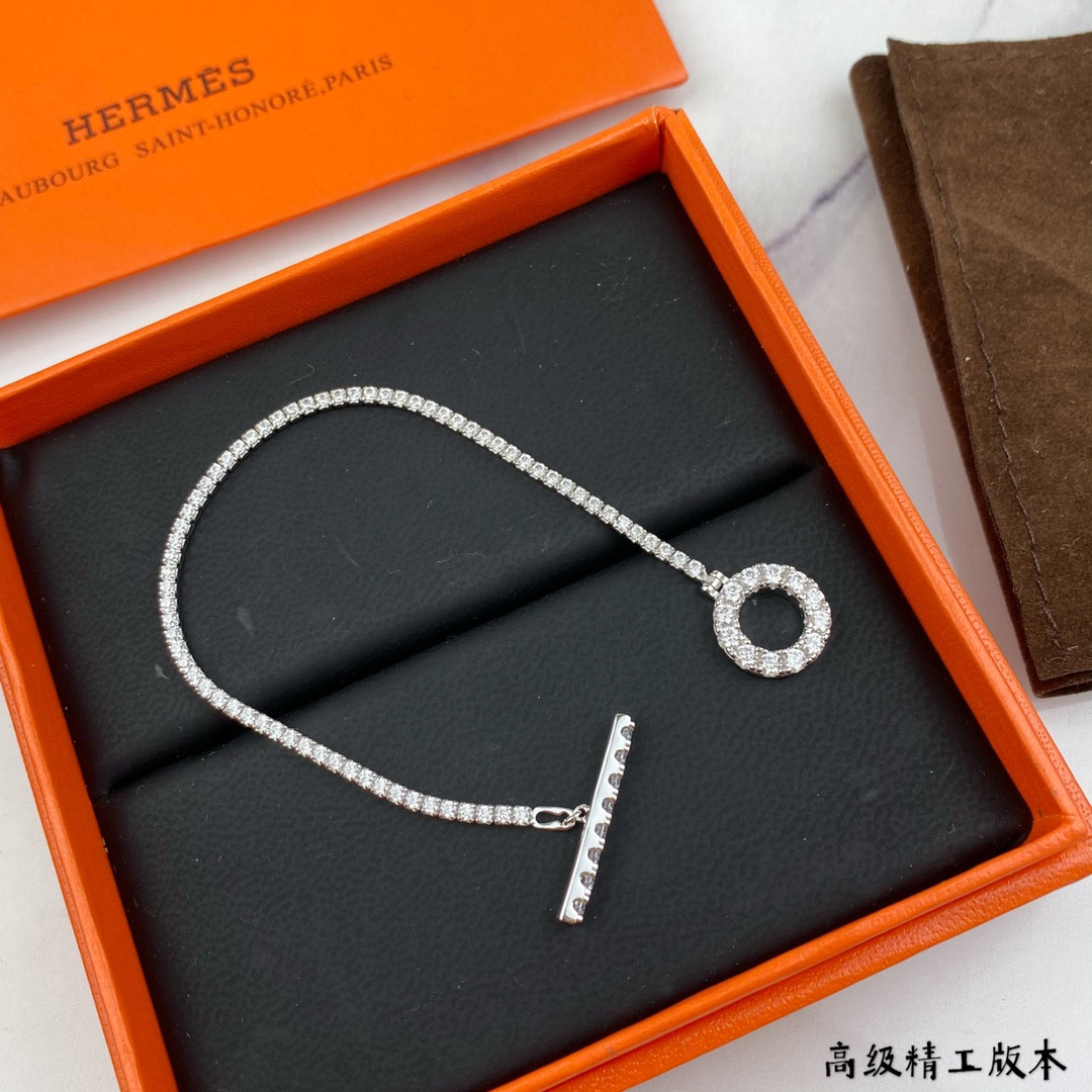 H**me5 OT Fully D1am0nd-Encrusted Bracelet