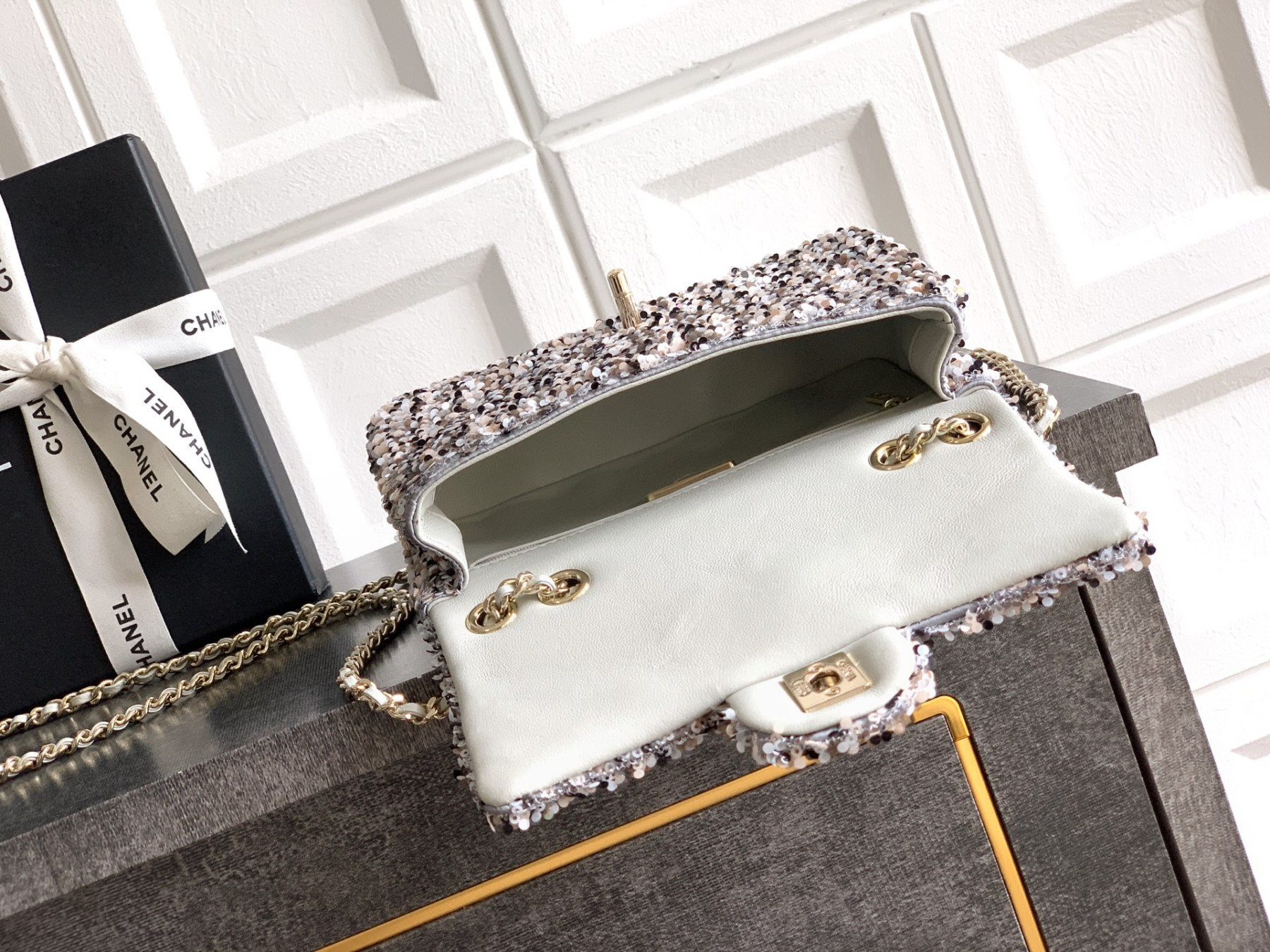 Ch**el flap bag 20x12x6cm