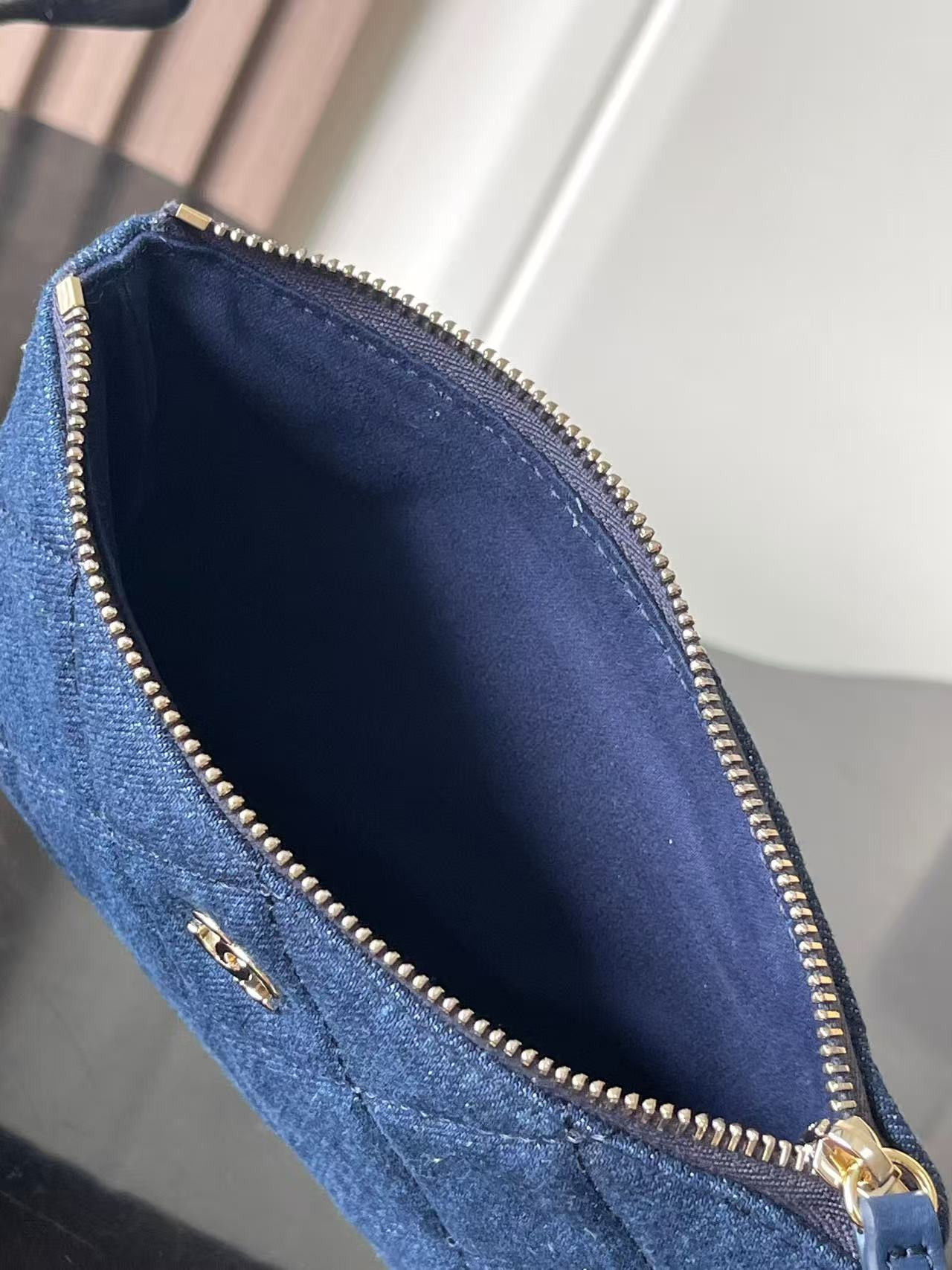 Ch**el shopping bag 18x41x13cm
