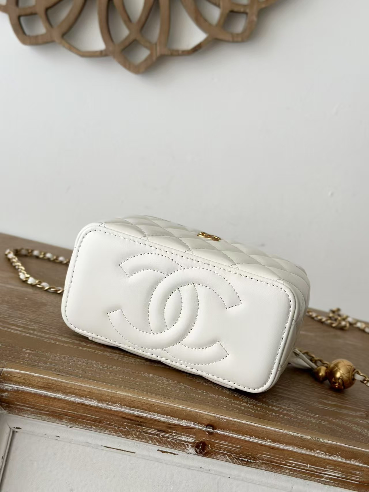 Ch**el Clutch With Chain 9.5x 17x 8CM