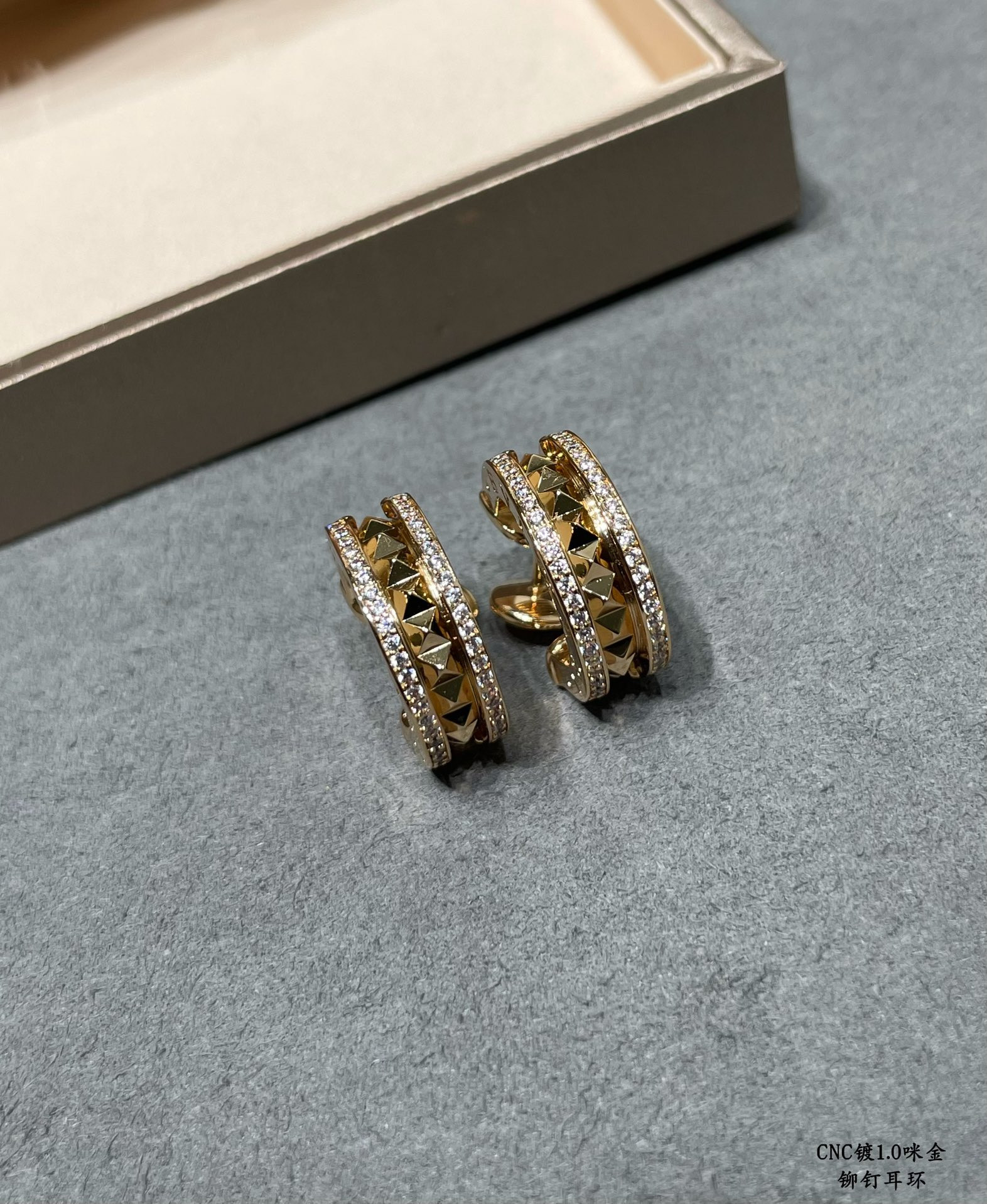 Bv1g*ai Drill rivets on both sides Earrings