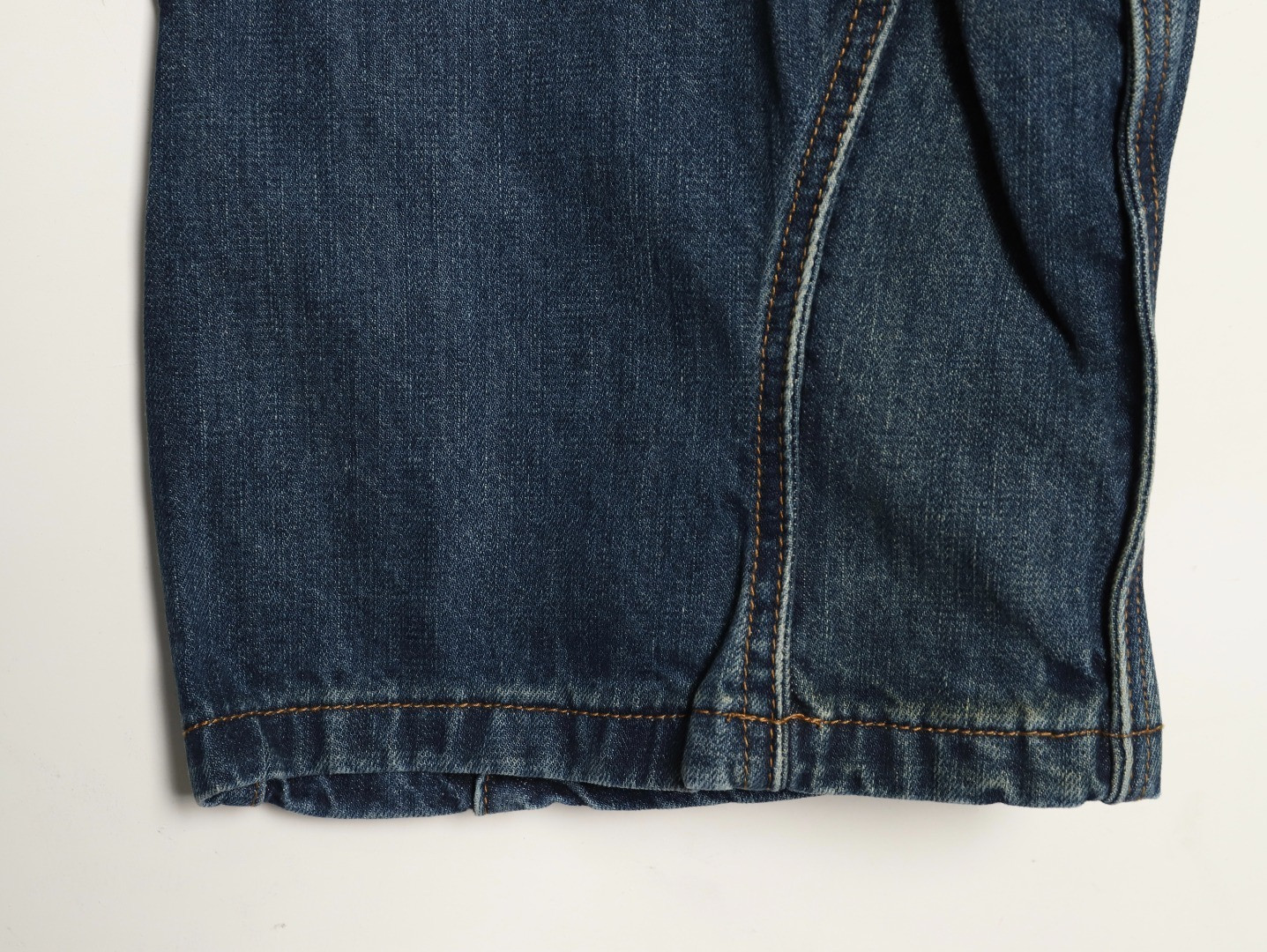 L0vis Vvtt0n LV 25FW Jeans