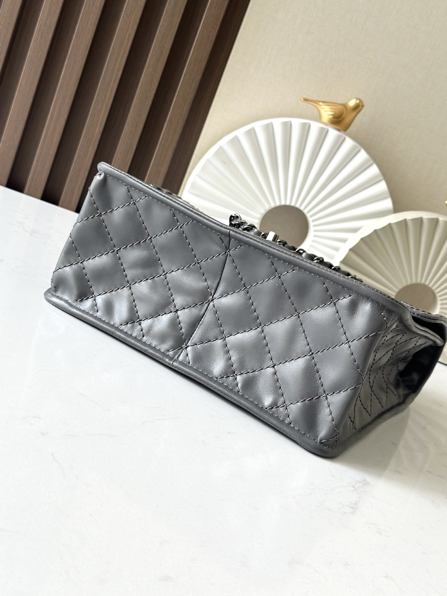 Chanel Vintage Flap tofu bag 26x11x23cm