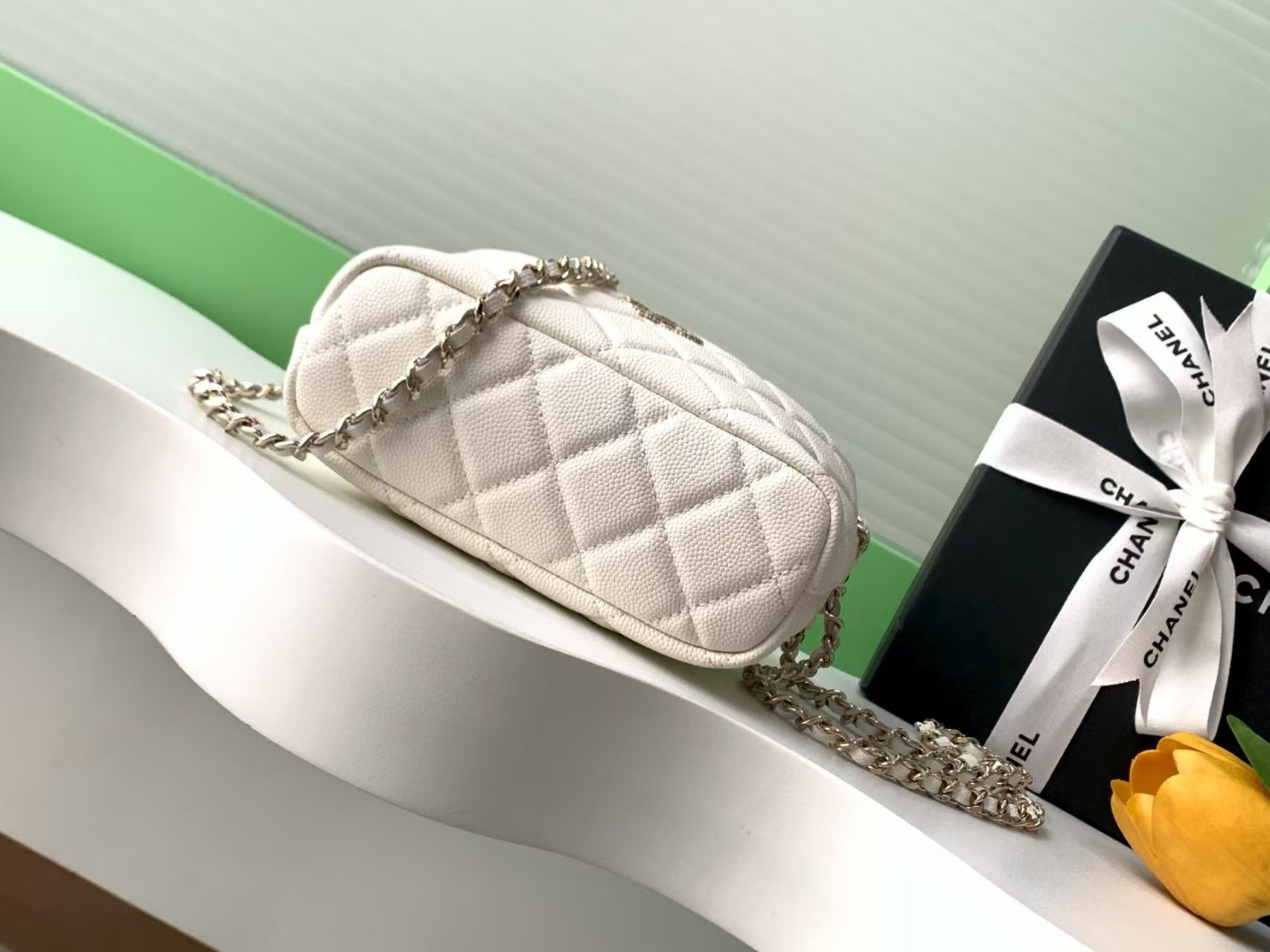 Ch**el Clutch with Chain 21.5x19x6cm