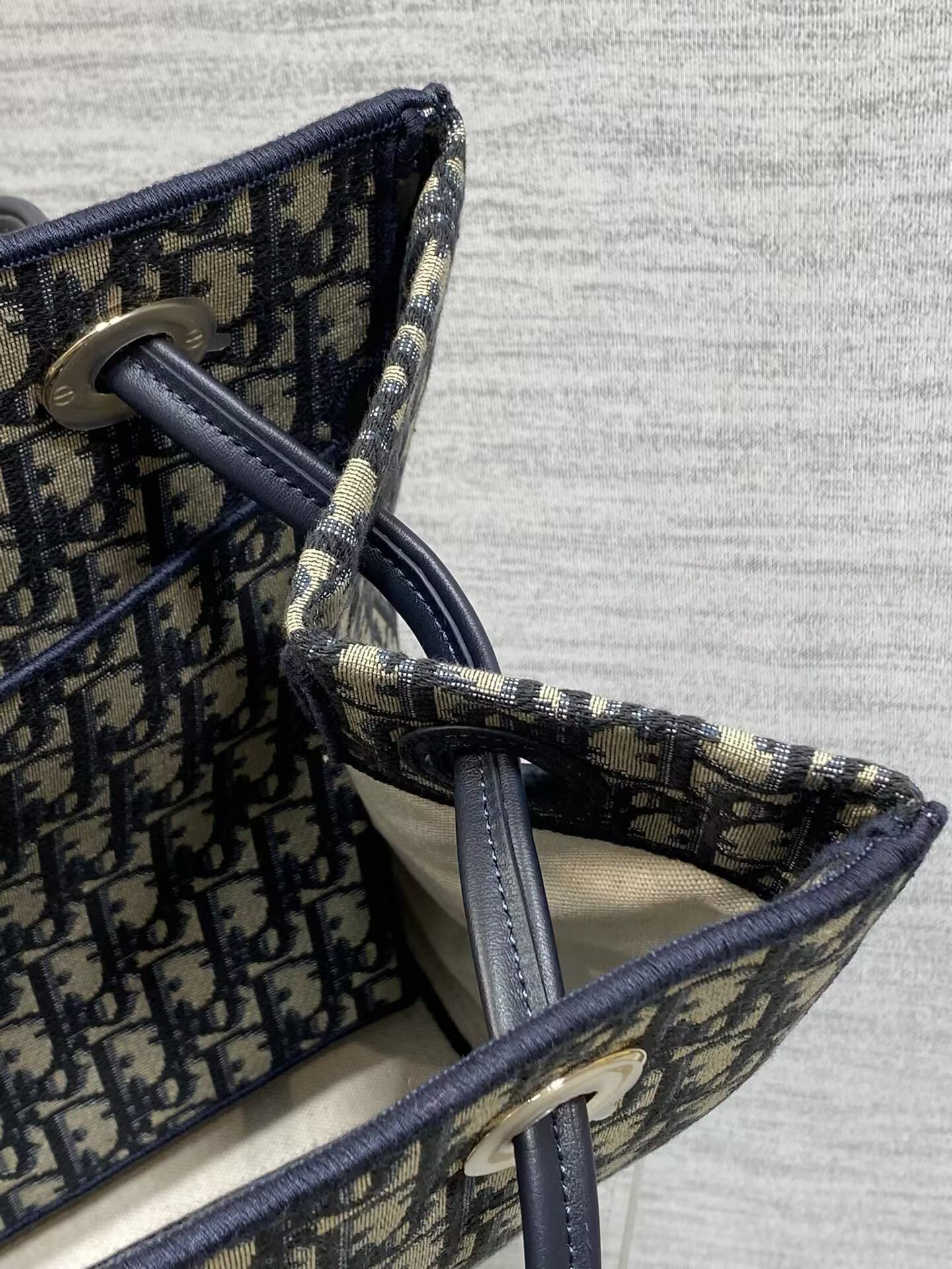 D10r Medium Promenade Shopping Bag 37x29x14cm