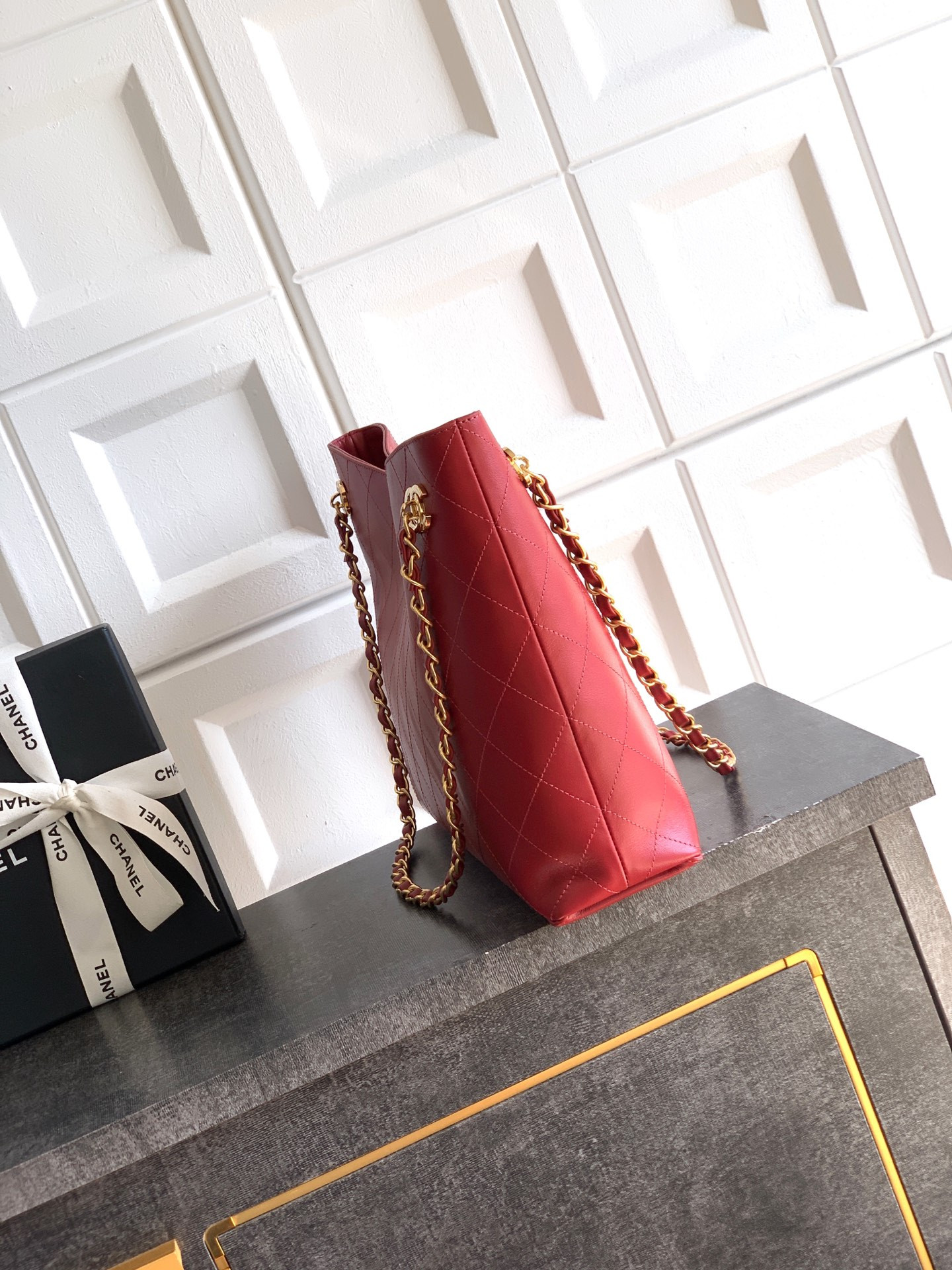 Chanel Shopping Bag 38x25x9.5cm