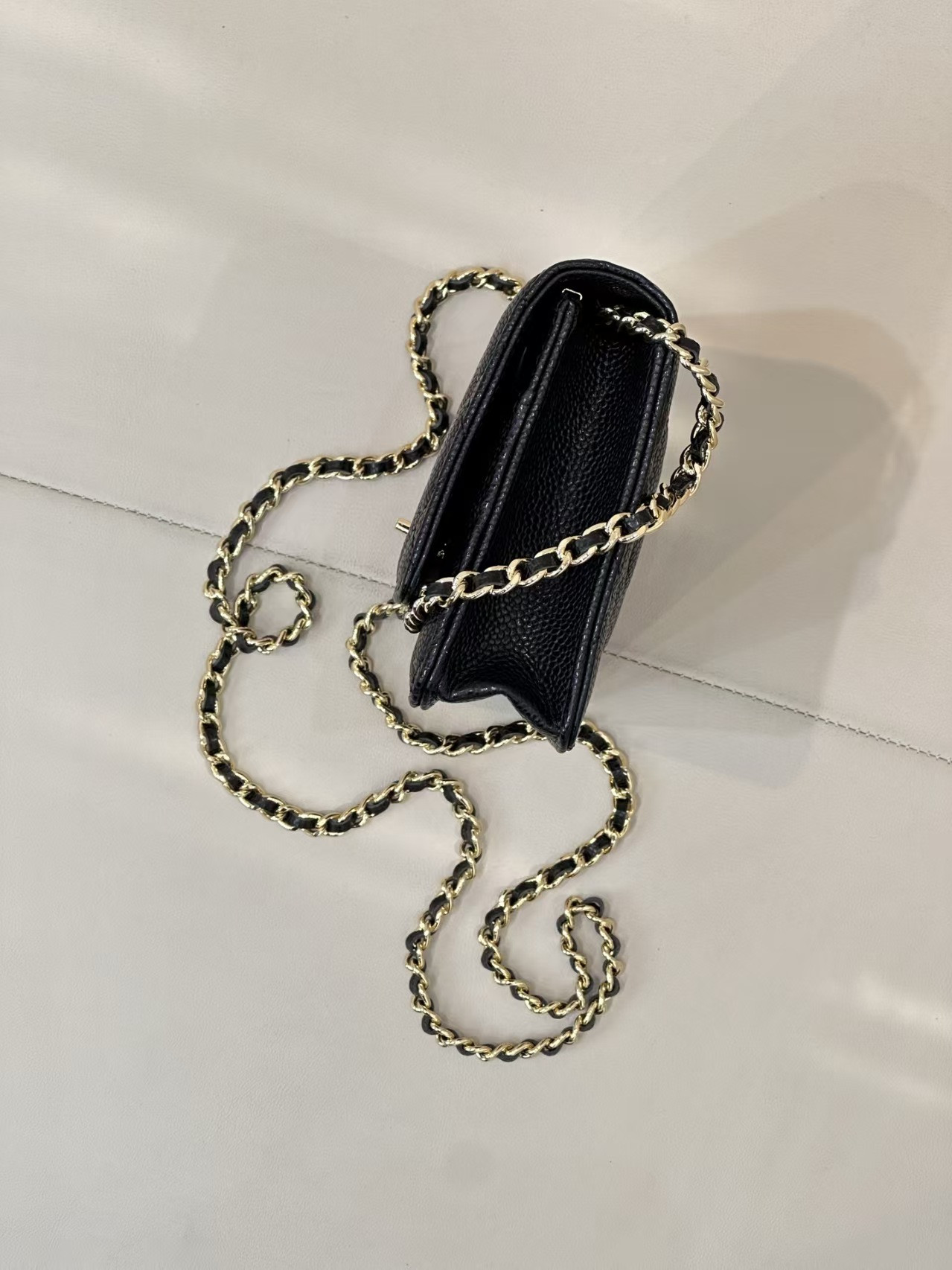 Ch**el WOC CLASSIC WALLET ON CHAIN 13x19cm