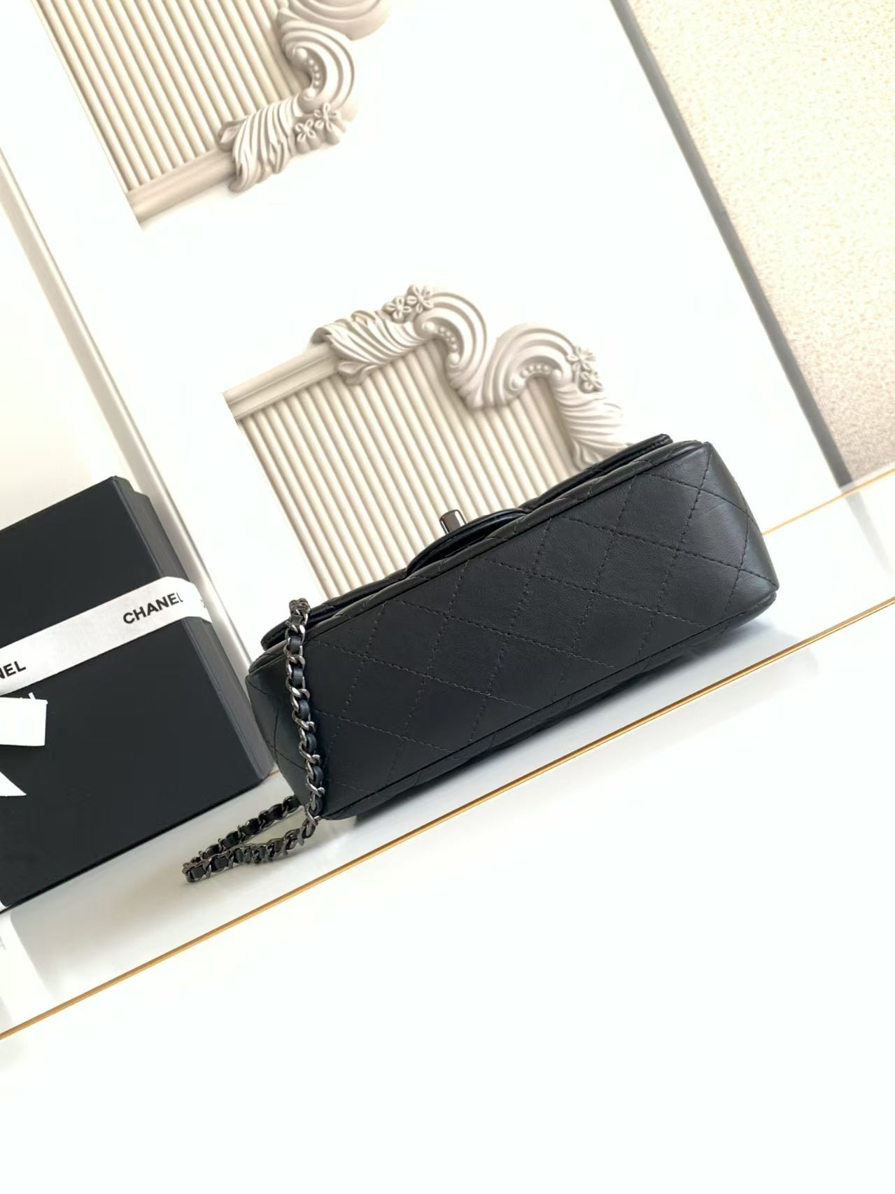 Ch**el Mini CF handle 20x12x6cm