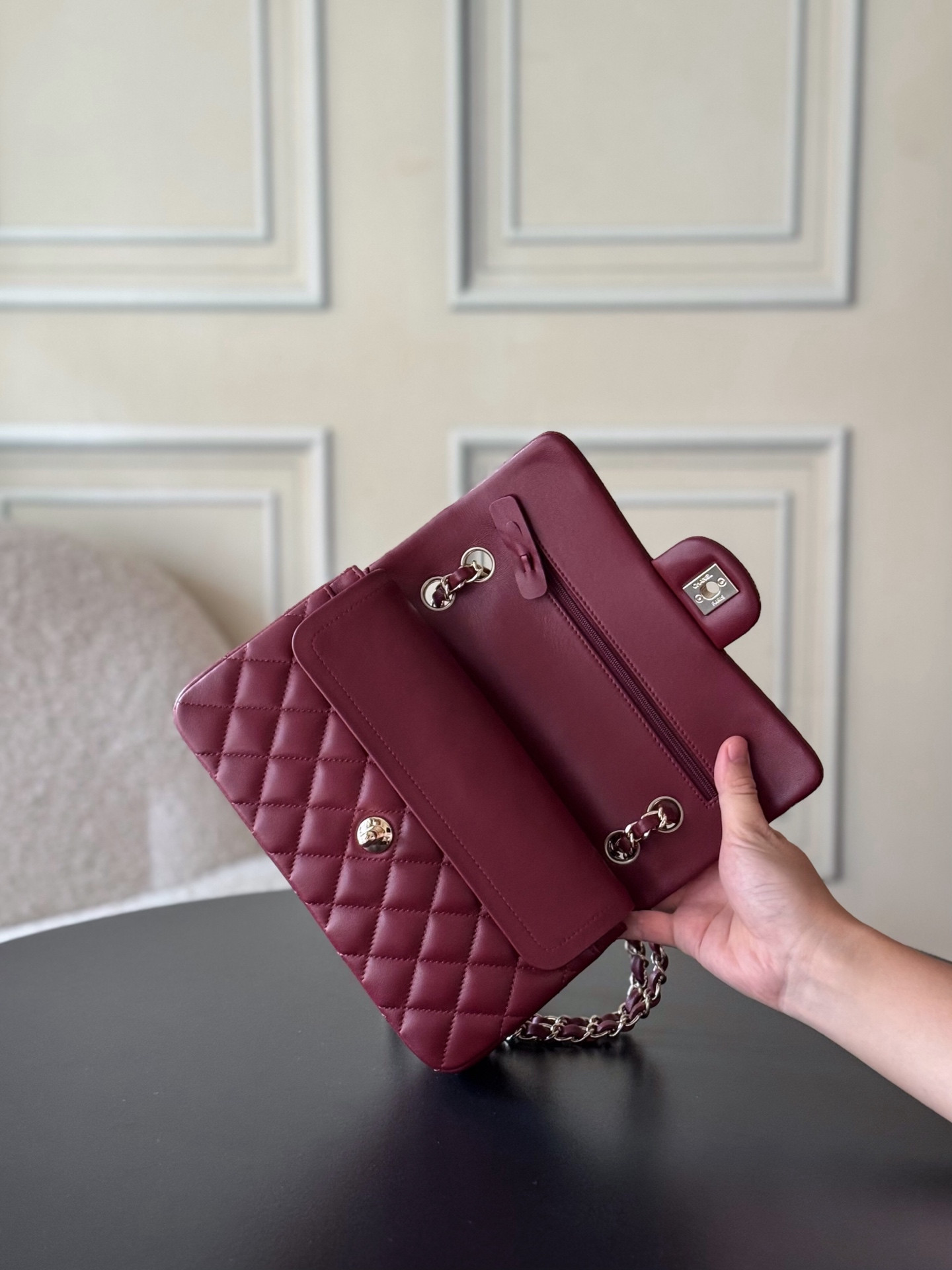 Ch**el Small Classic Bag 23x6.5x14cm