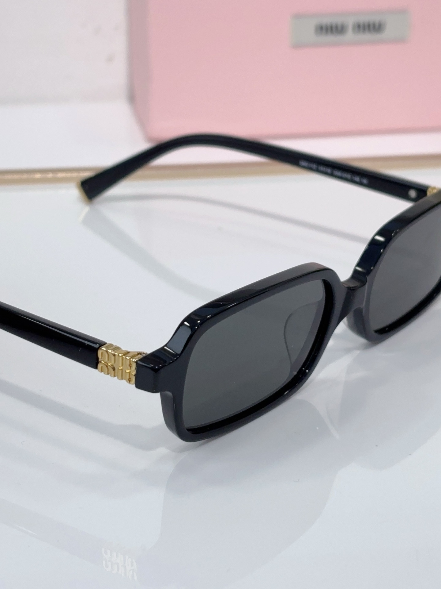 Miu Miu Regard sunglasses SMU11Z 51-16-140