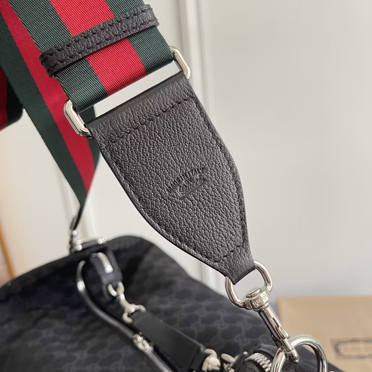 Gvc*1 Brera Large Crossbody Bag 46x29x20.5cm