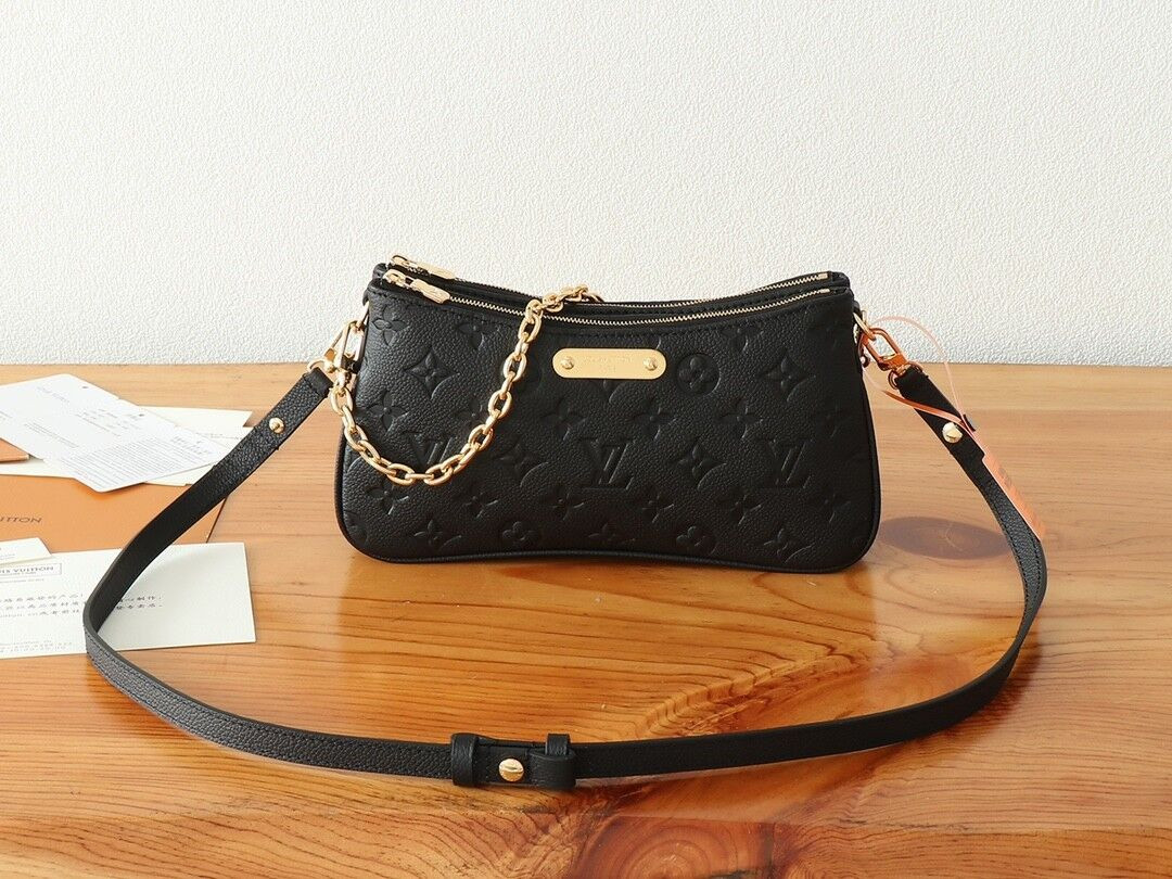 LV Pochette Liv M83301 24.5x13.5x6.5cm
