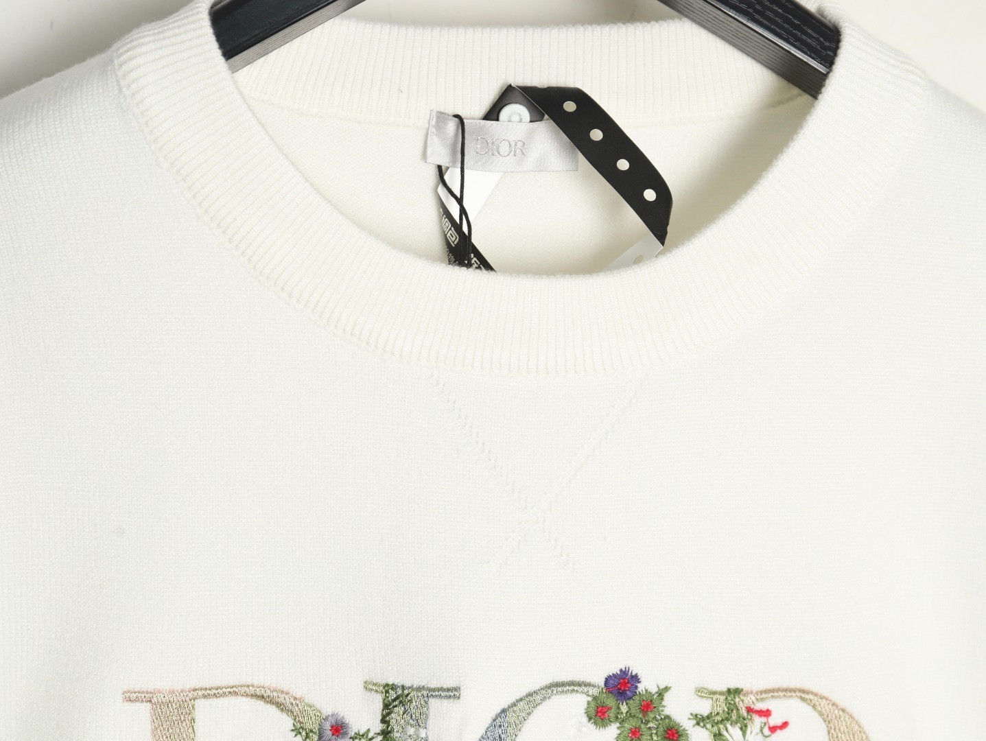 D10r Knitting Sweaters