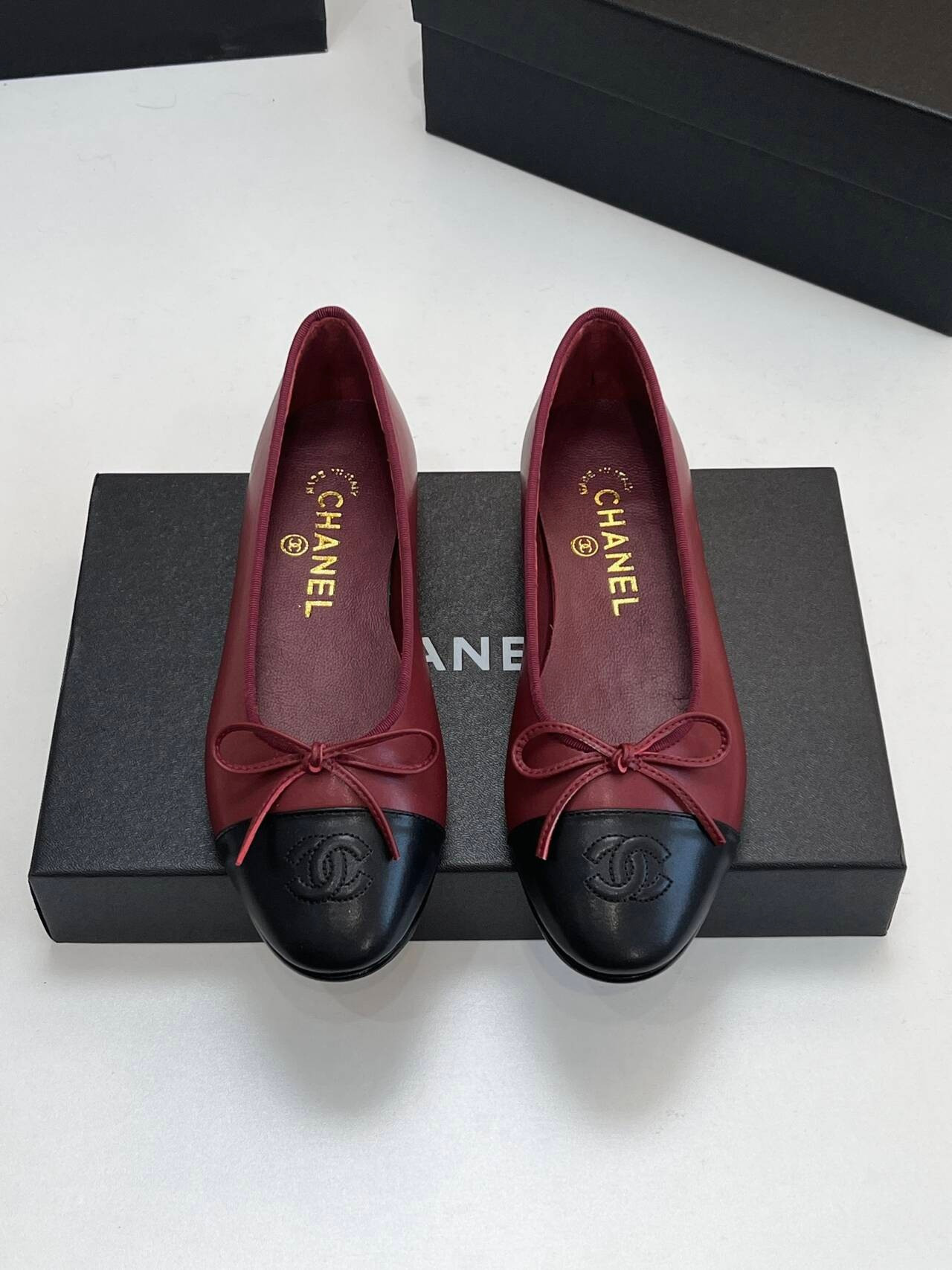 UA Ch**el Ballet Flats Round Toe