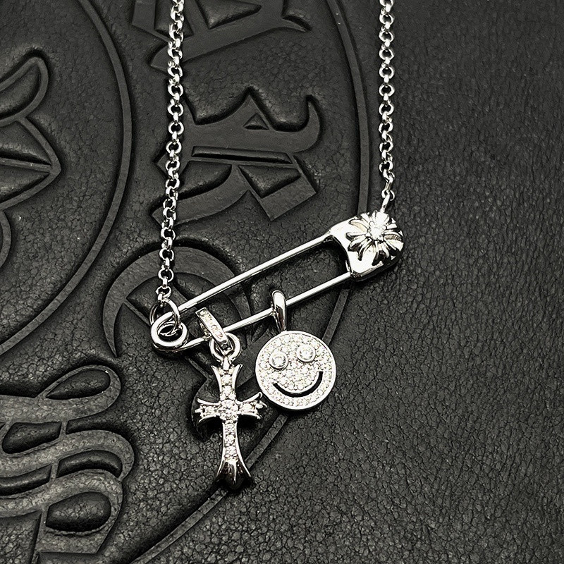 hearts smiley Fa*e small cross necklace (chain length 45+5cm)