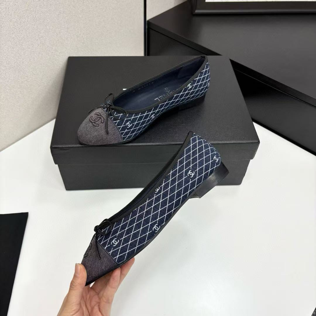 UA Ch**el BALLET FLATS