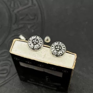 Ch*0me He**ts Earrings