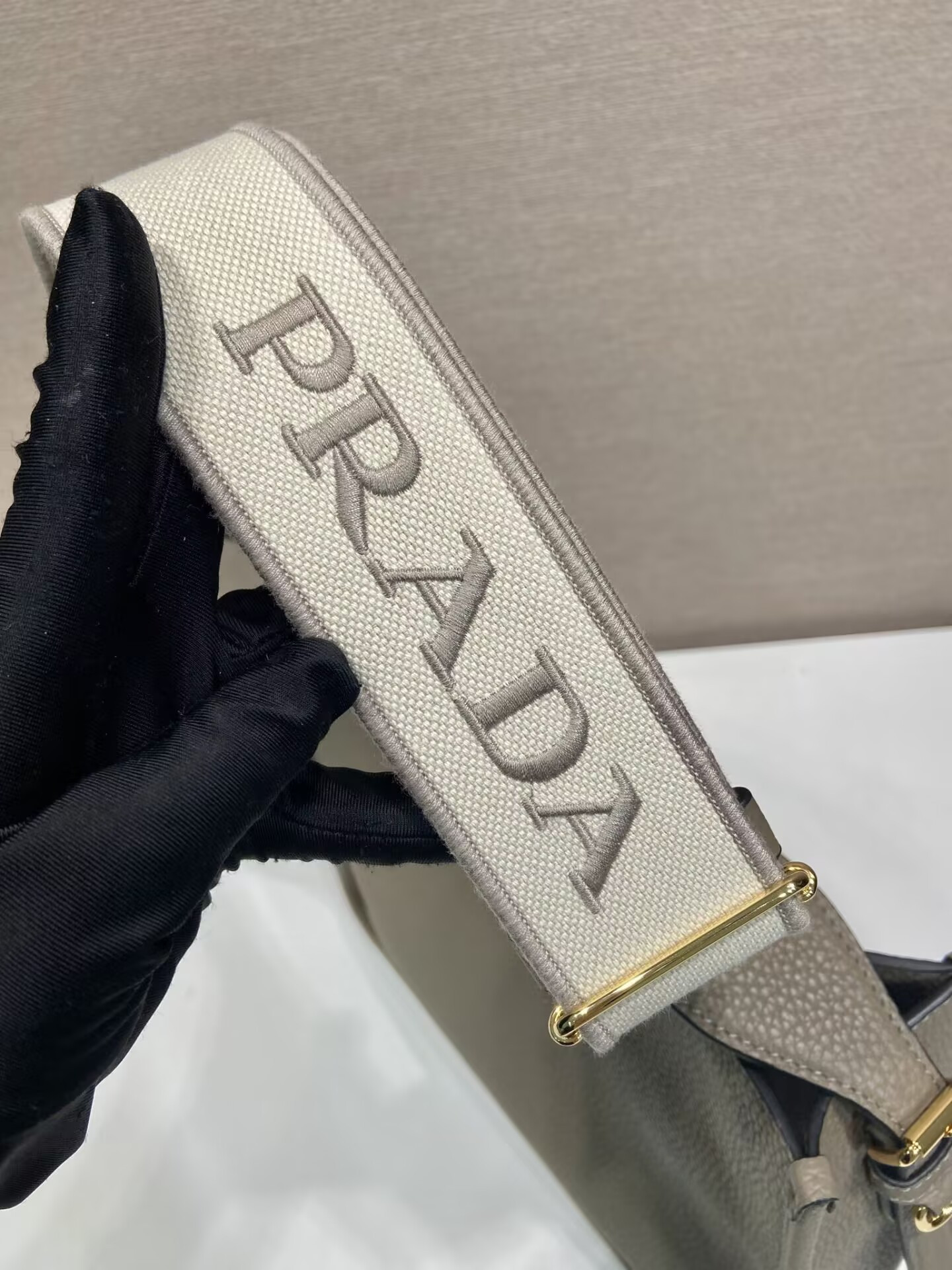 Pra*a Leather Shoulder Bag 30x28x12cm